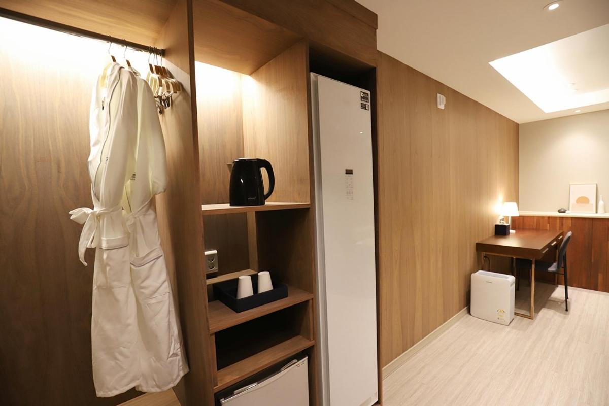 Suite - Photo 6