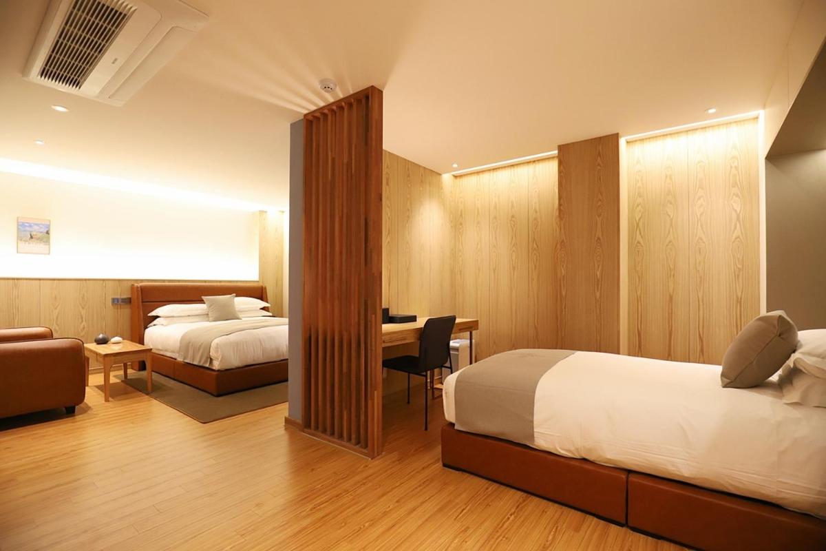 Suite Twin Room - Photo 3