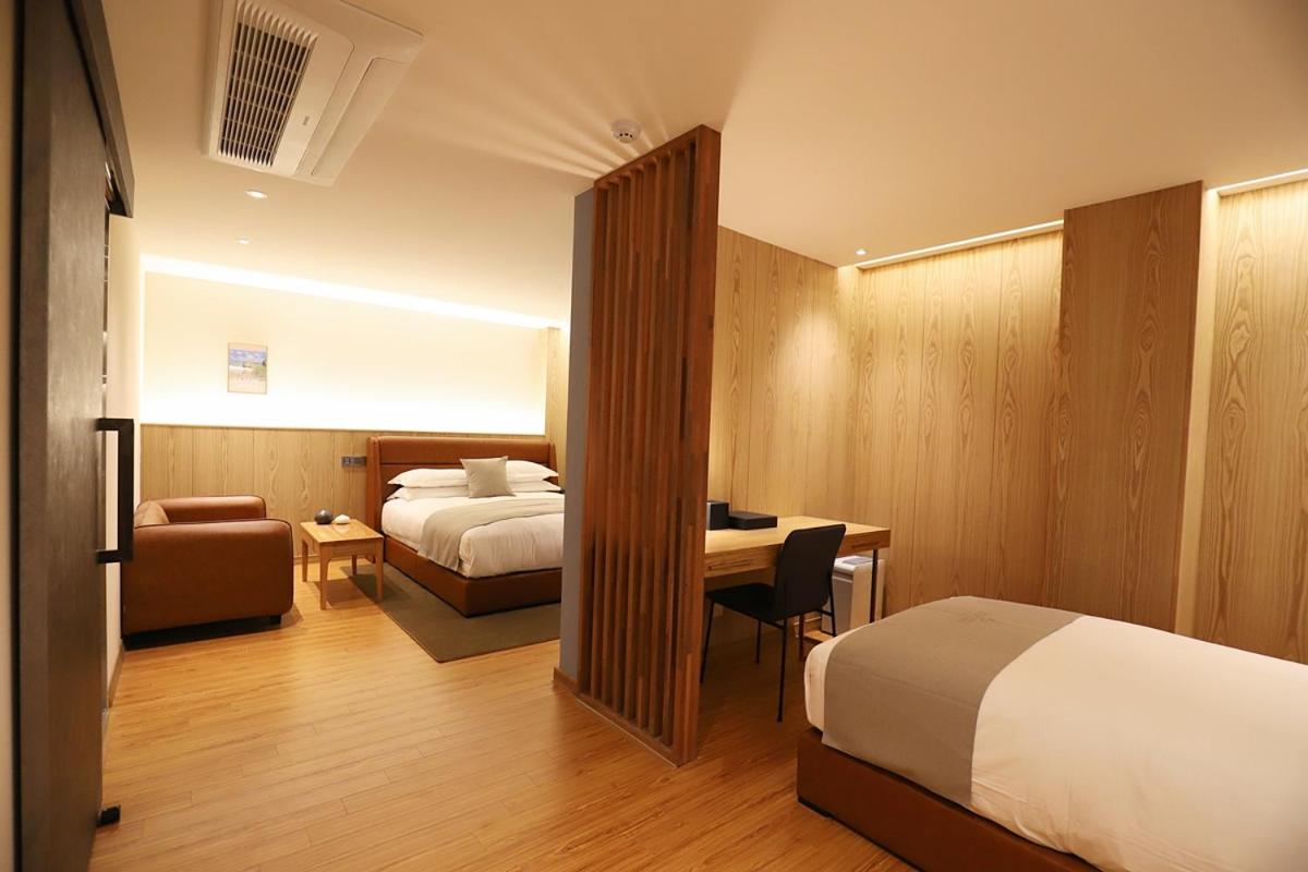 Suite Twin Room - Photo 1