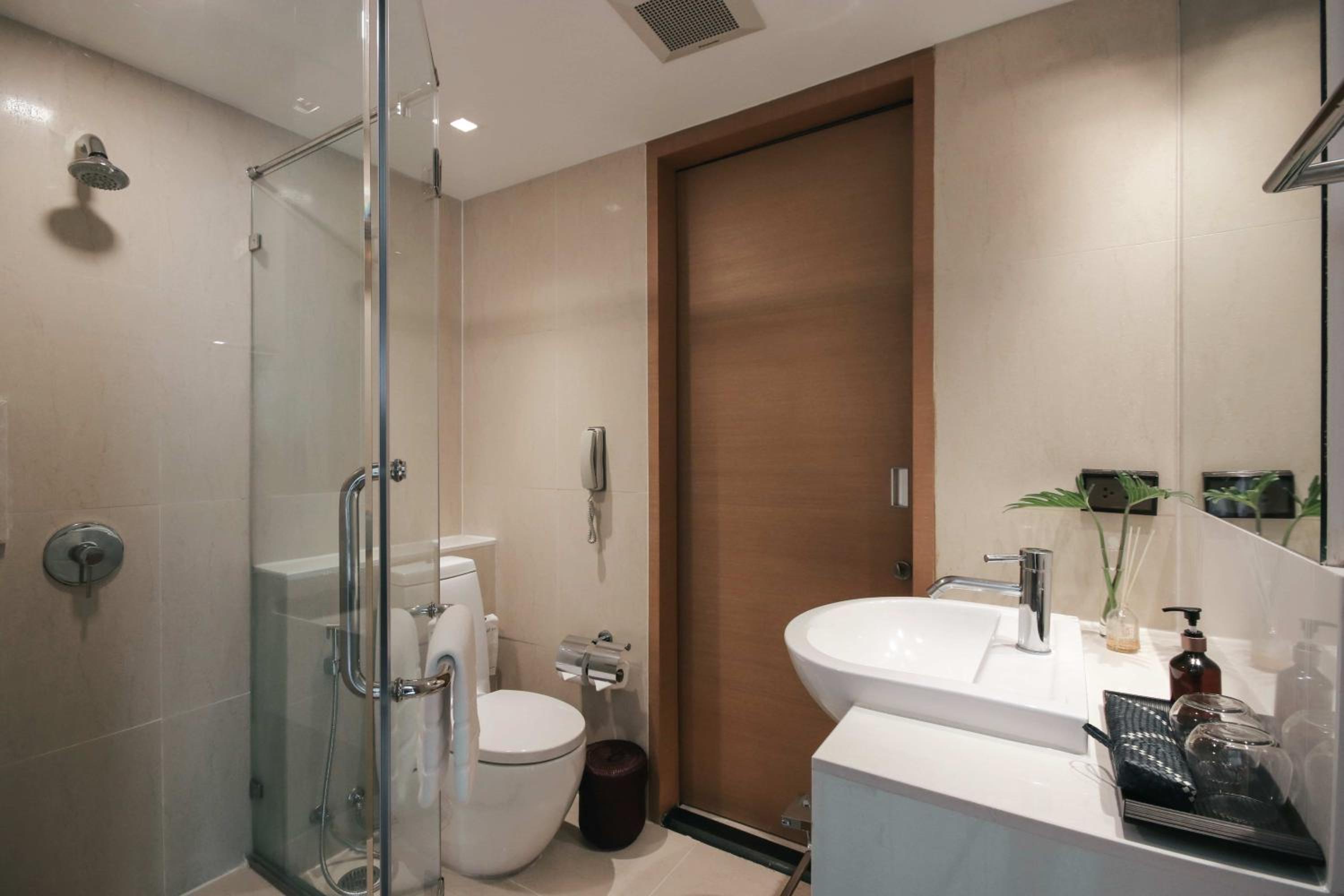Orchid Duplex Suite - Two Bedroom thumbnail 6