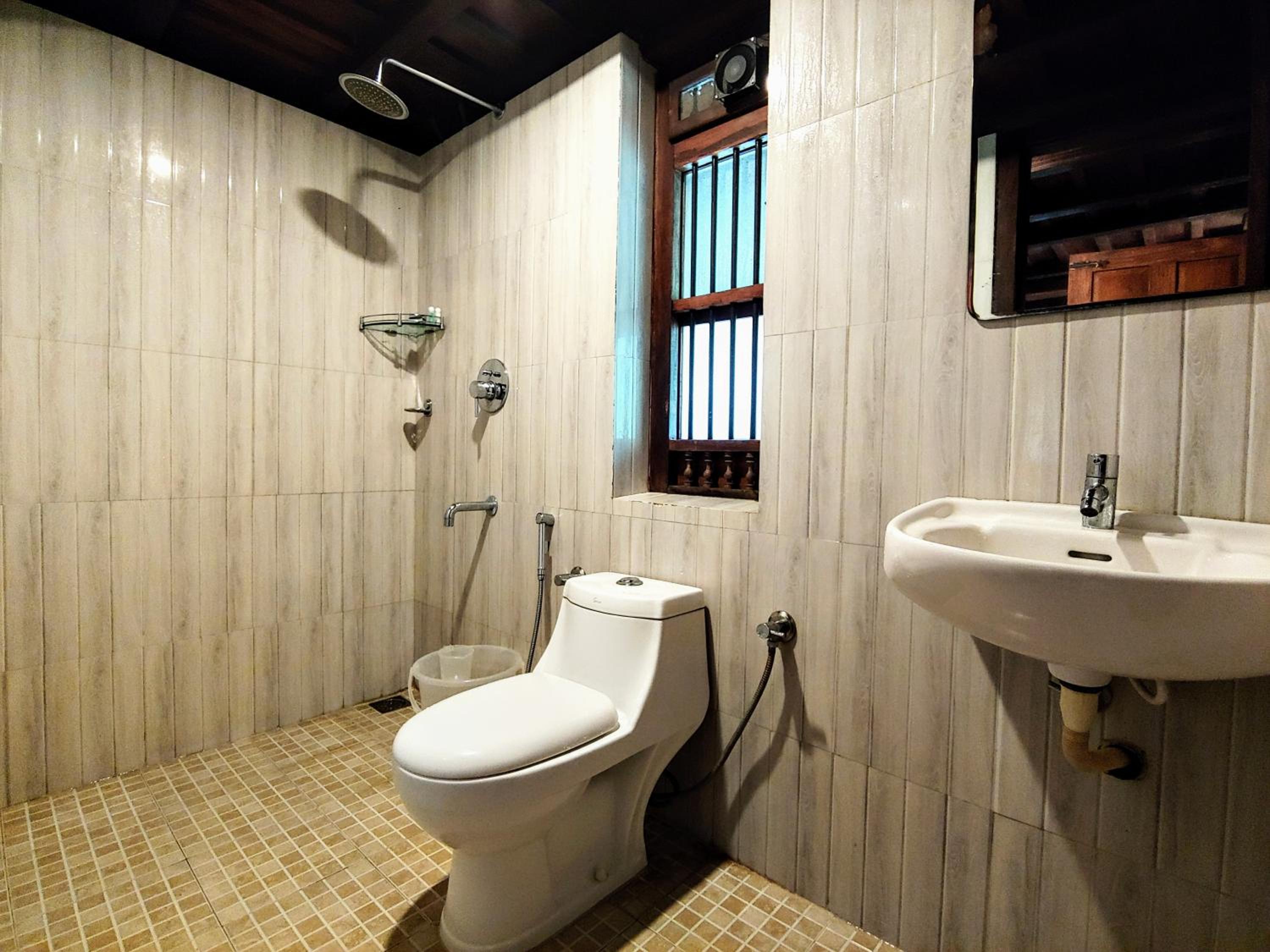 Double Room with Garden View - Photo 3