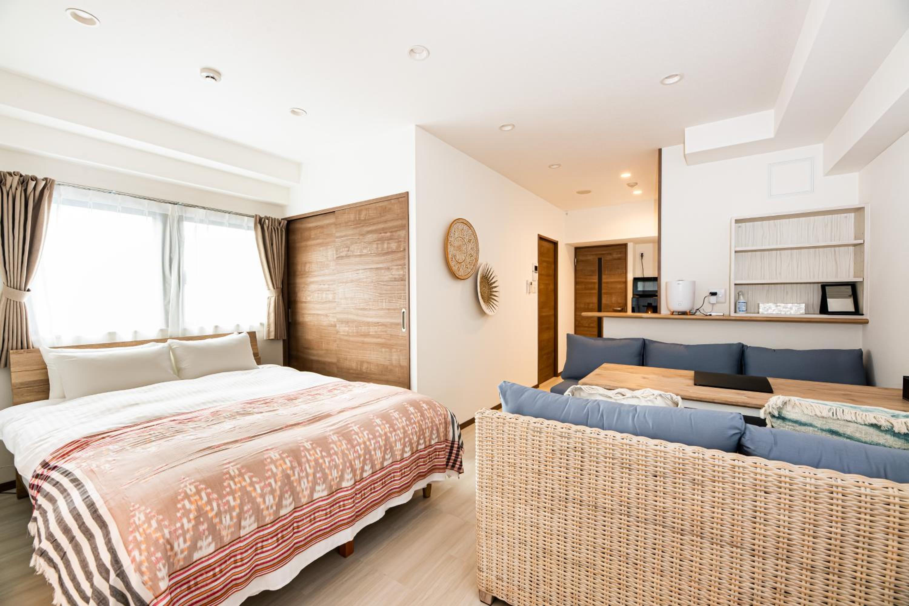 Superior Apartment - No Cleaning for Consecutive Night Stays - Photo 21