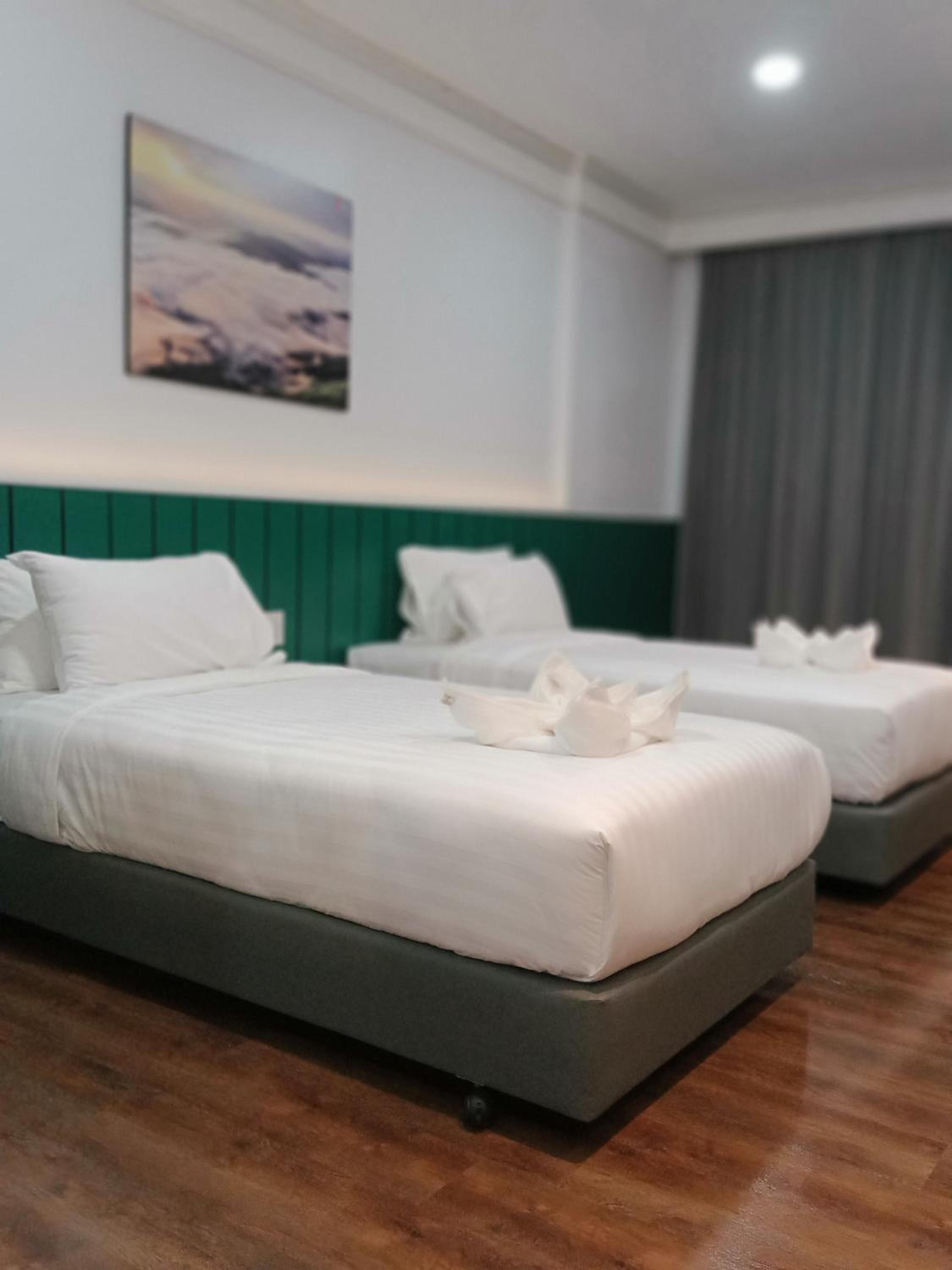Deluxe Twin Room - Photo 1