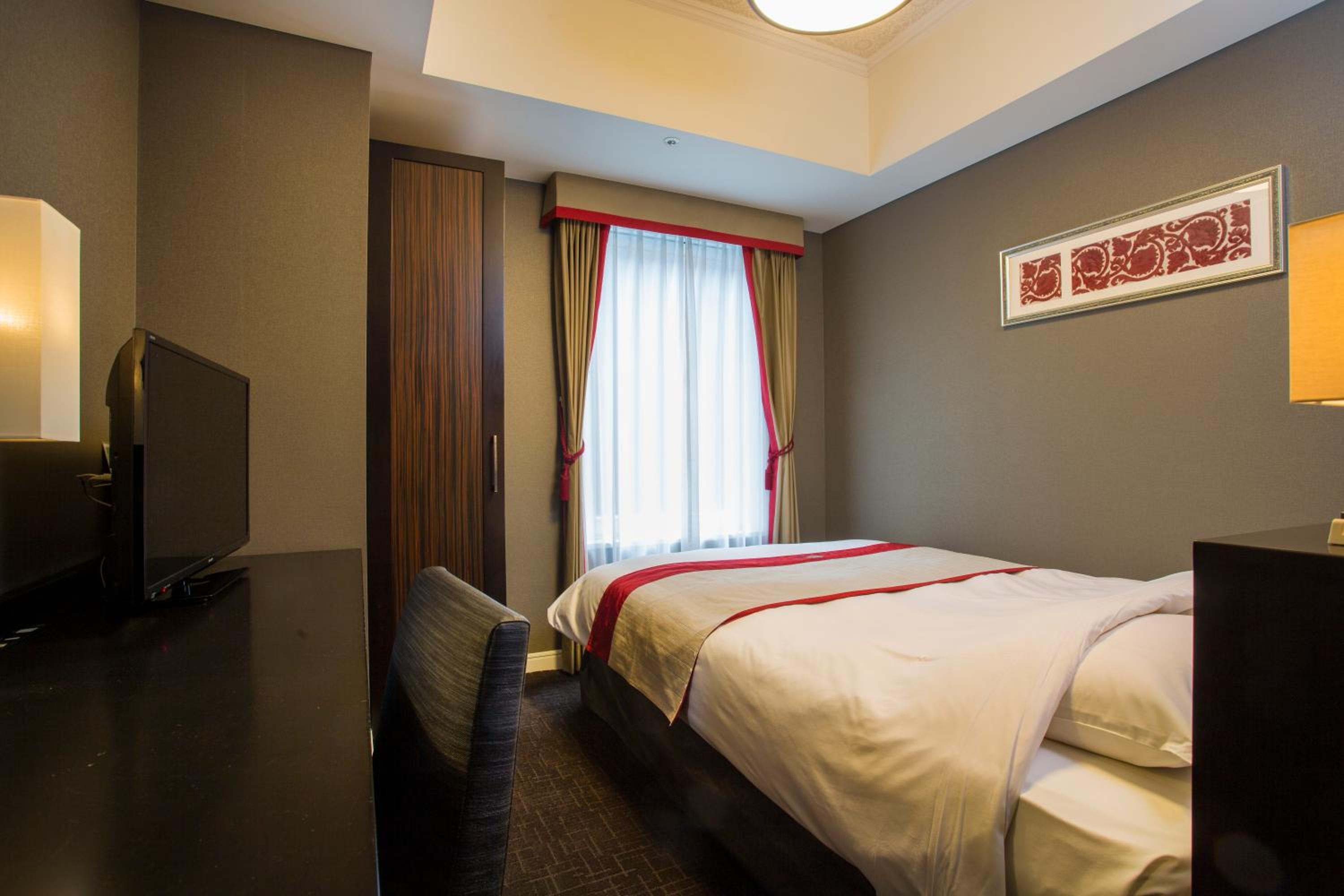 Double Room - Non-Smoking  photo 2
