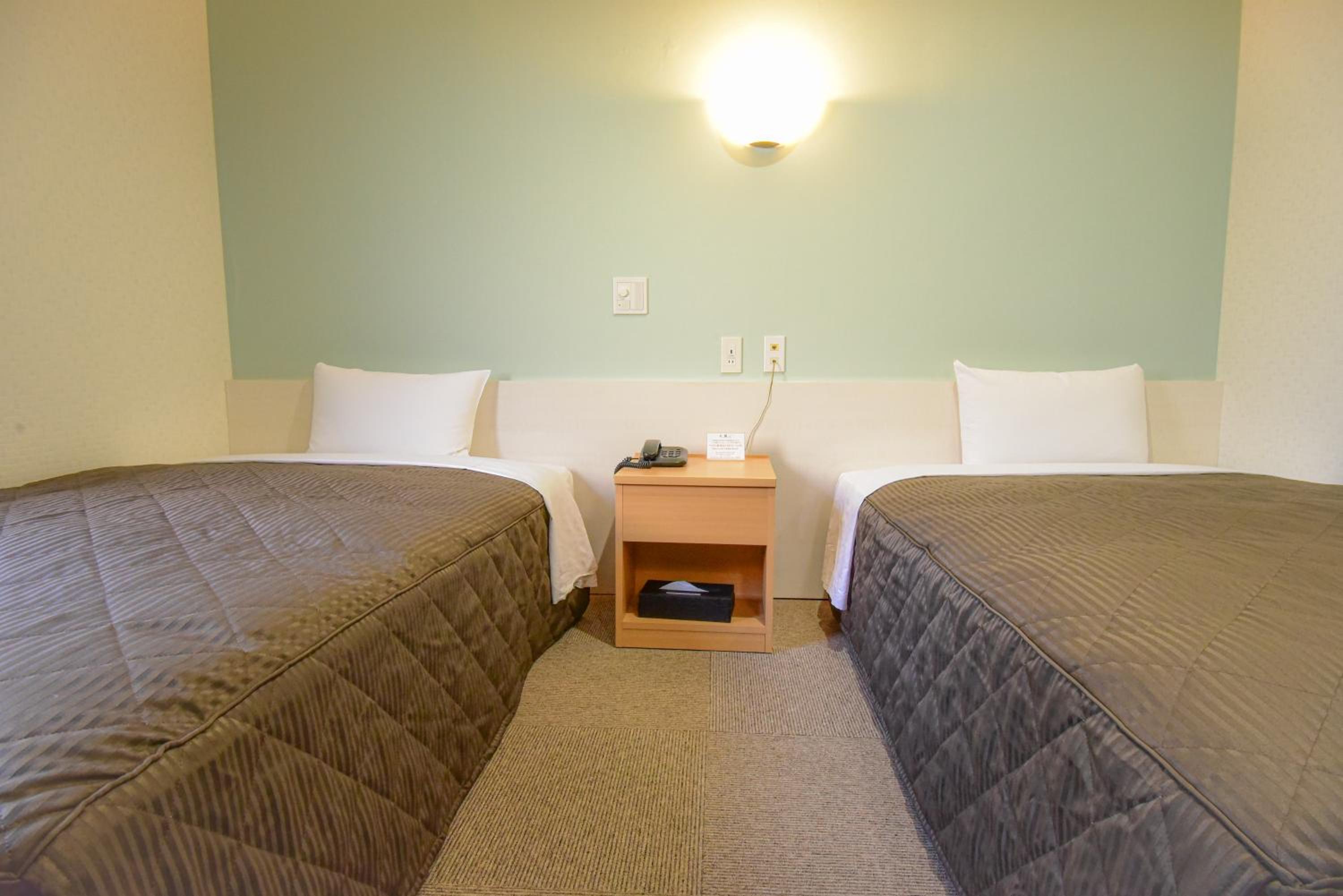 Standard Twin Room photo 2