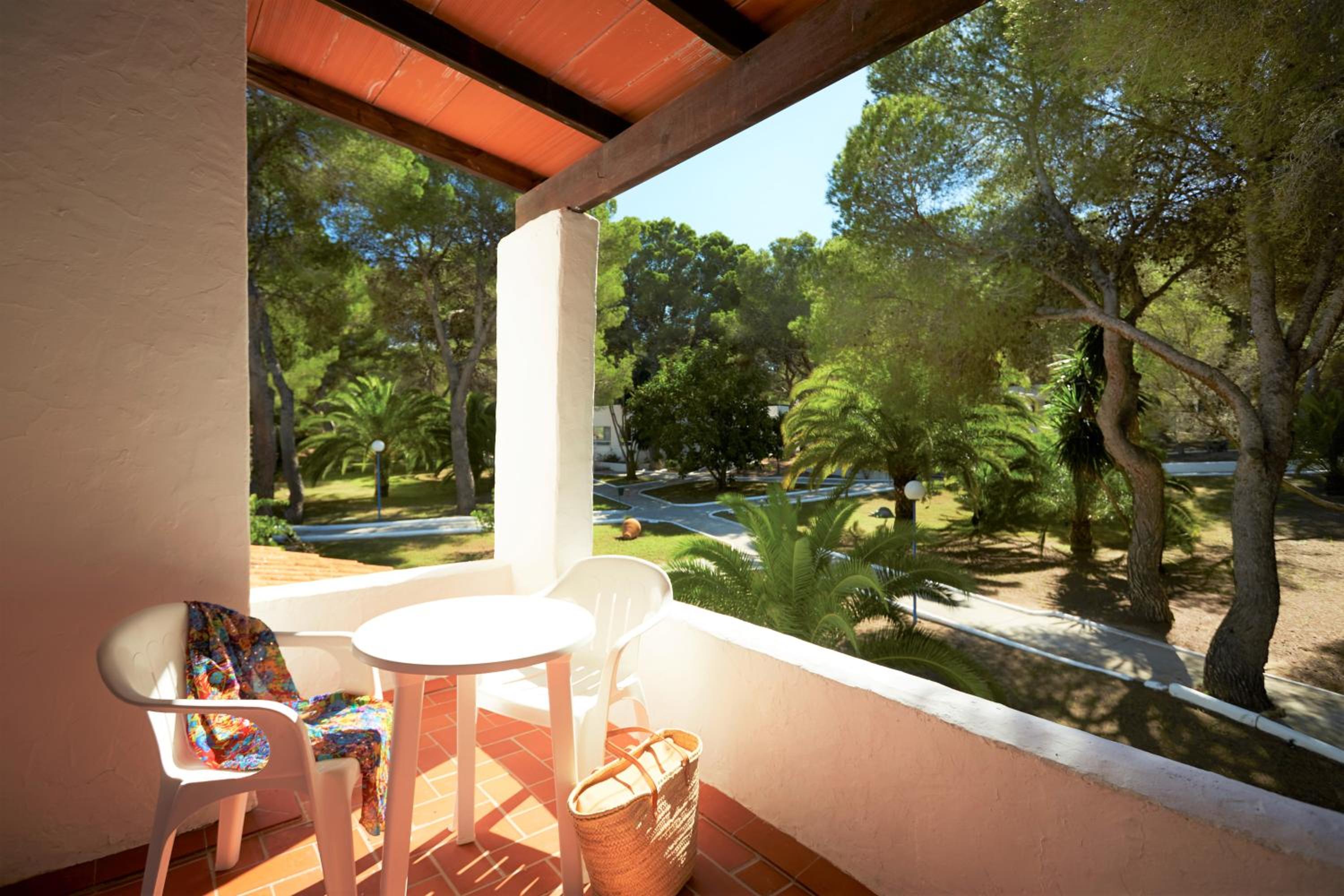 Bungalow - Photo 2