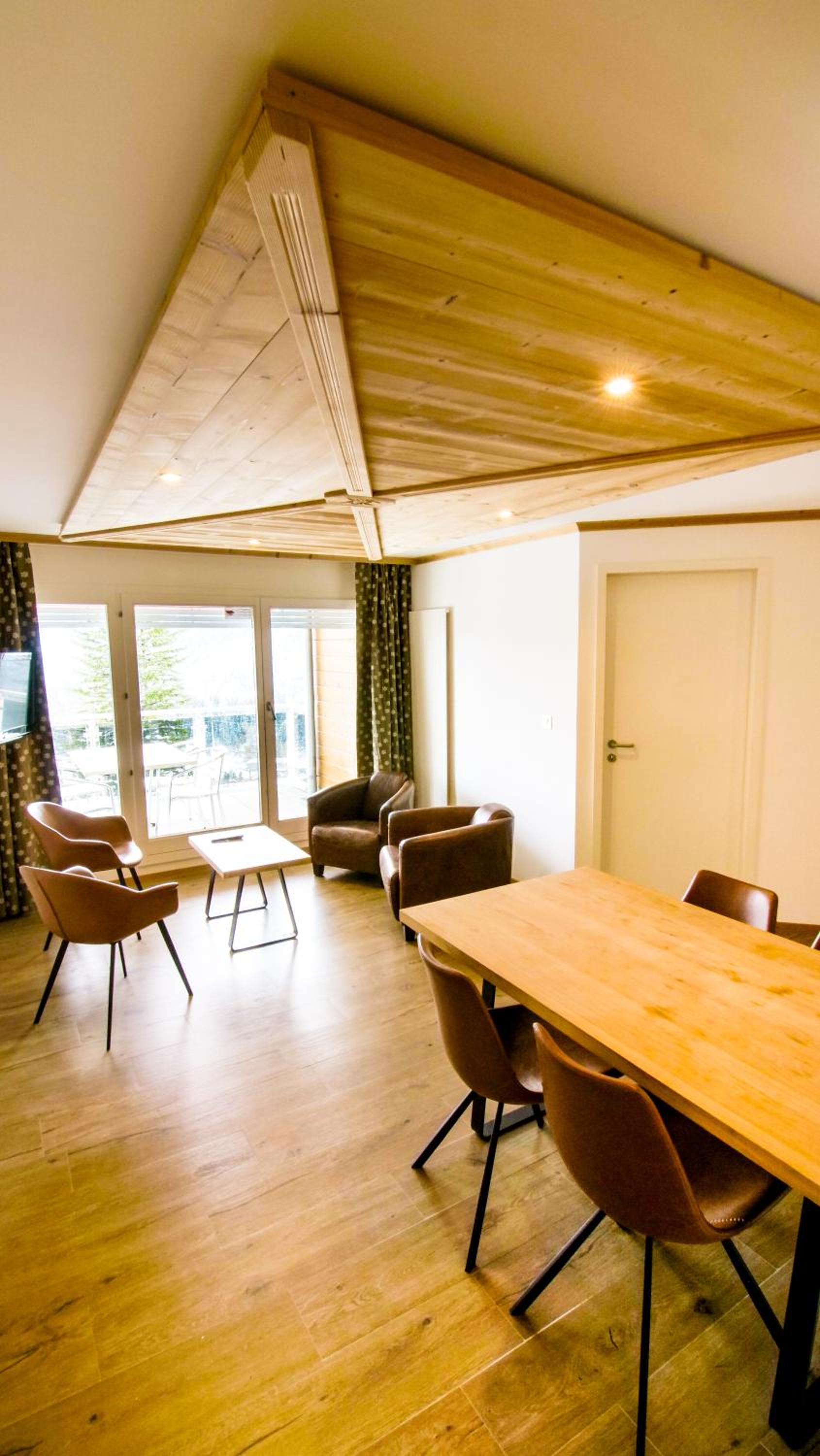 Two-Bedroom Apartment - Annex - Photo 10