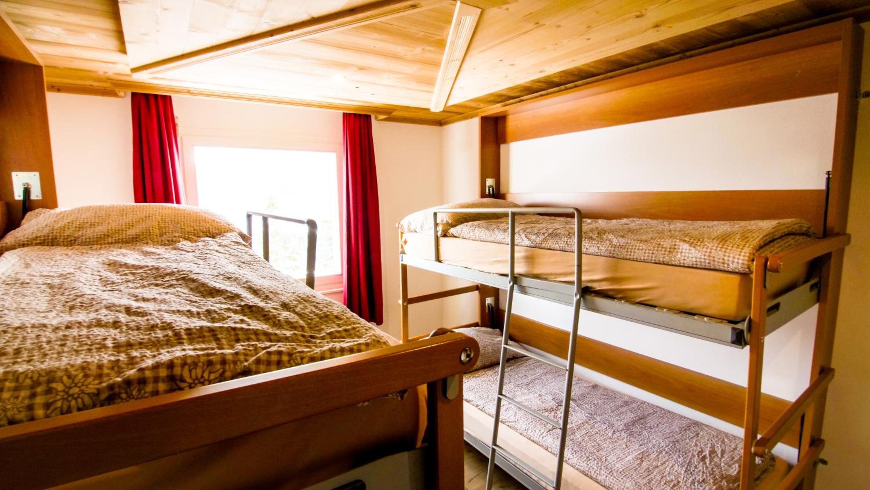 Two-Bedroom Apartment - Annex - Photo 14