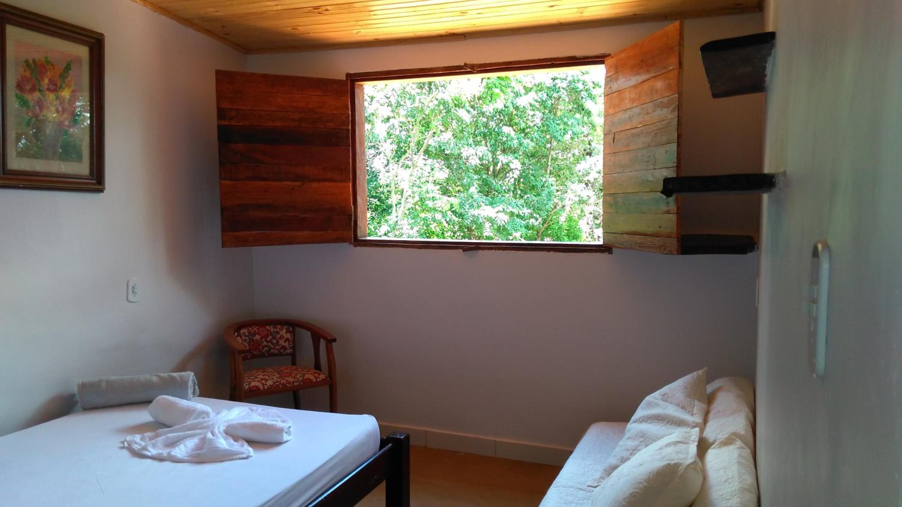 Standard Suite - Photo 7