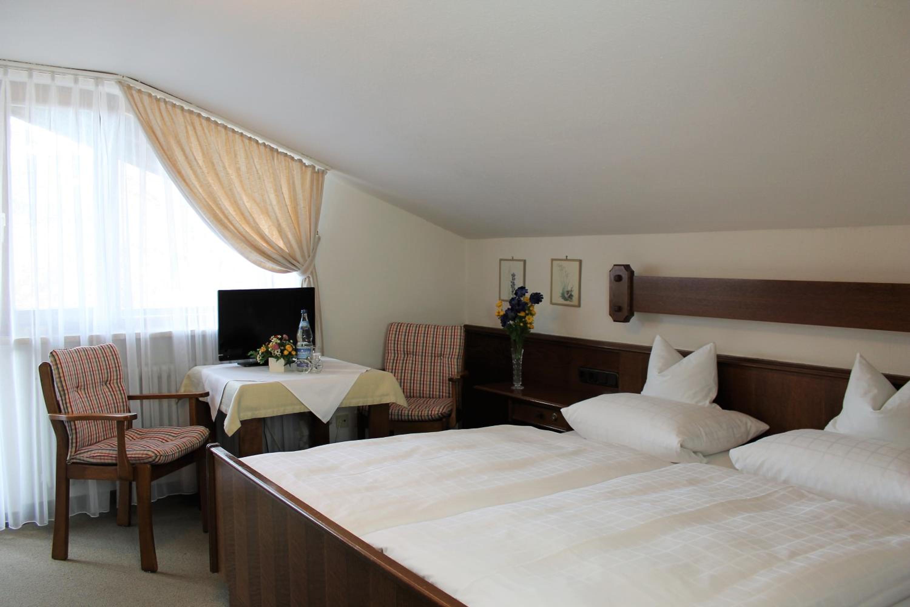Double Room with Private External Bathroom photo 1