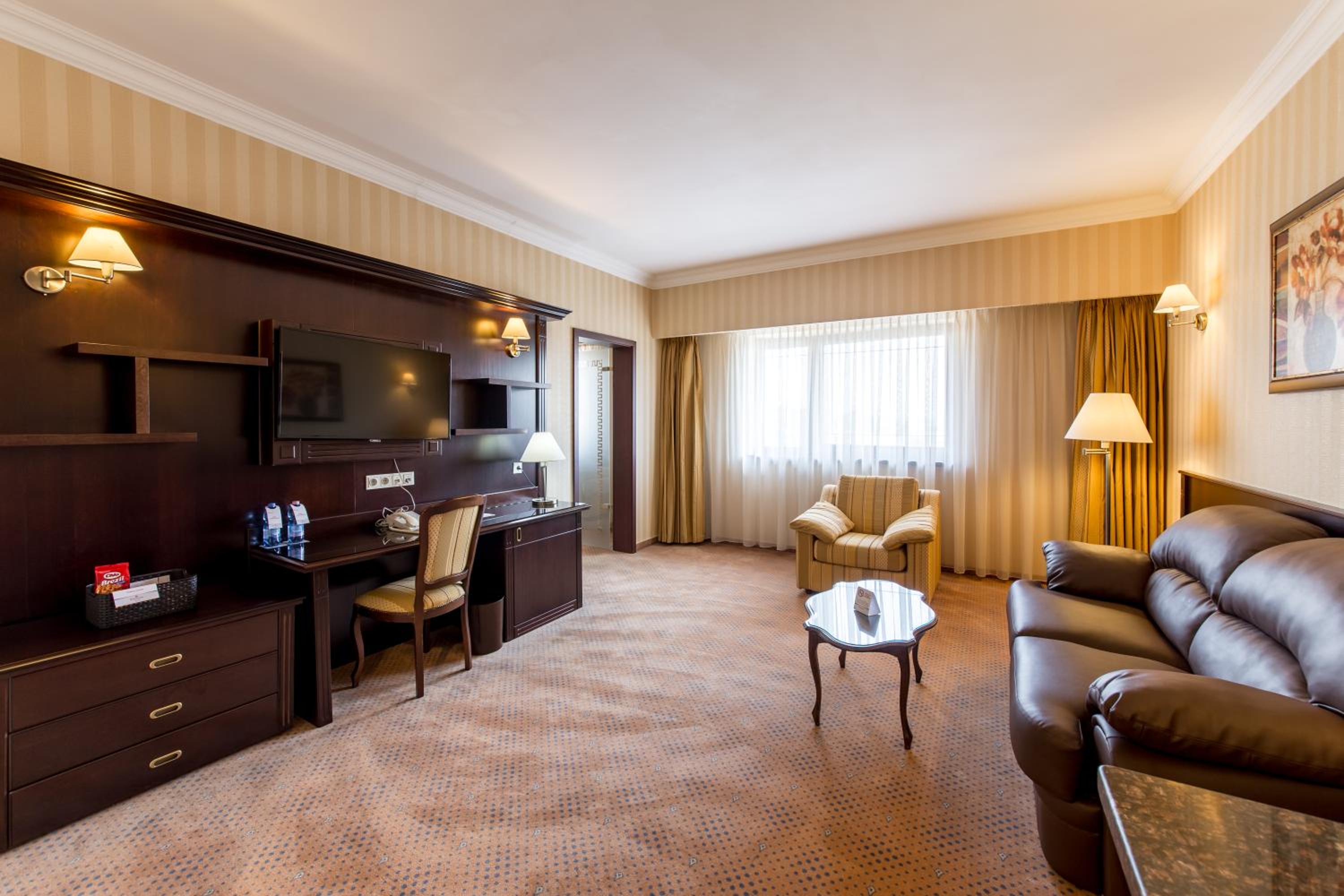 King Suite with Kitchenette