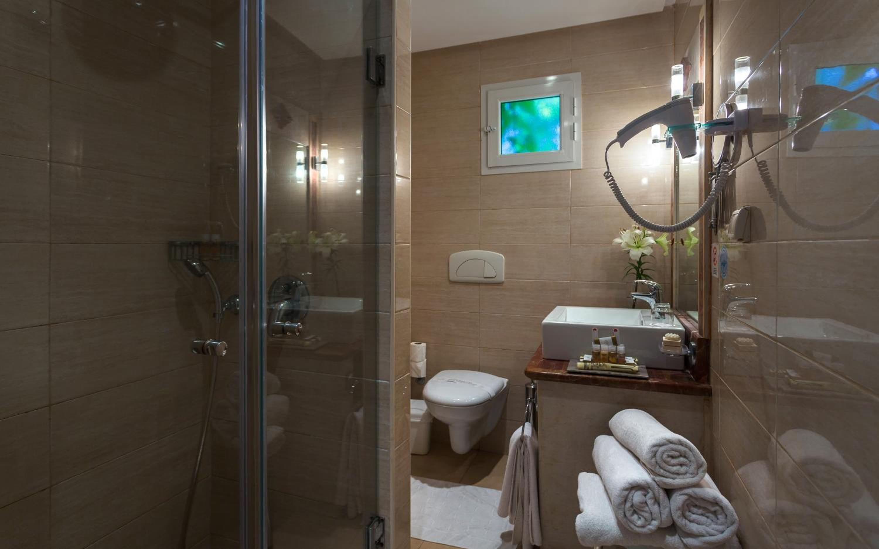 Triple Room - Photo 5