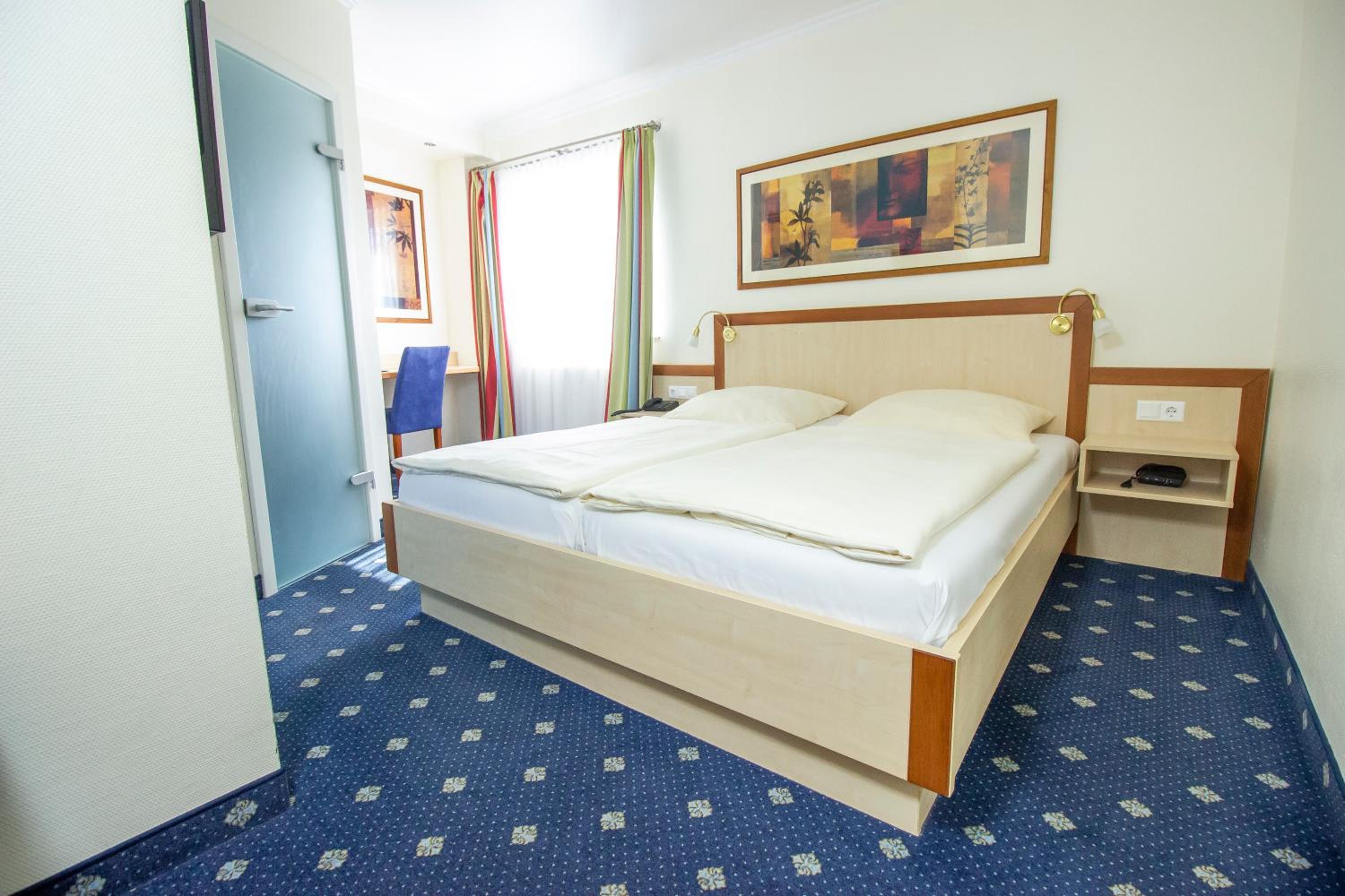 Deluxe Double Room - Photo 3