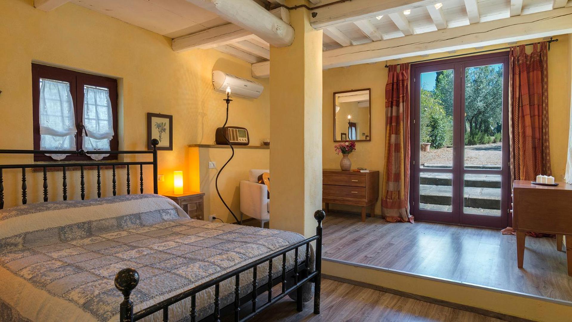 Villa with Private Pool photo 3