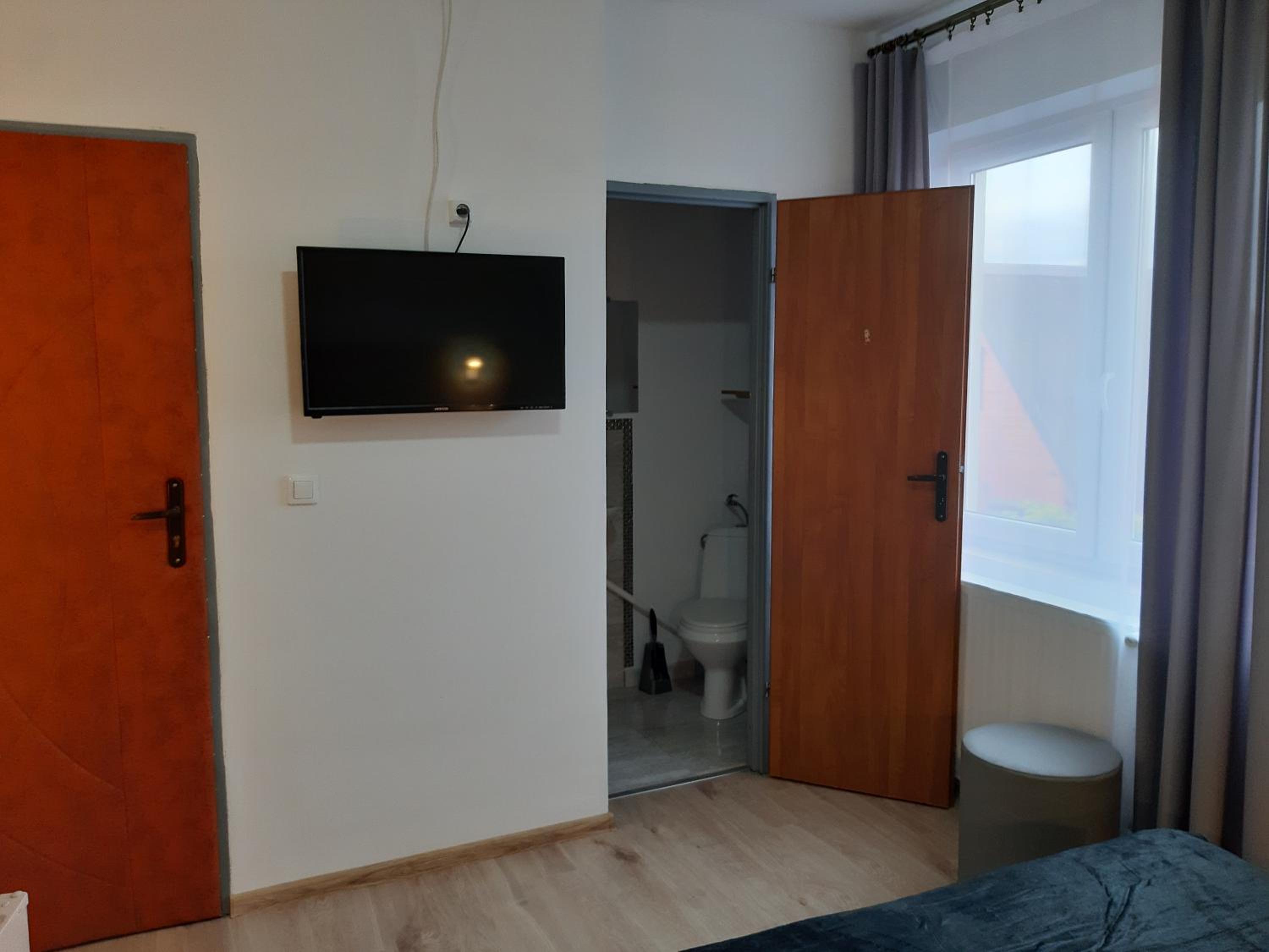 Double Room with Private Bathroom photo 2