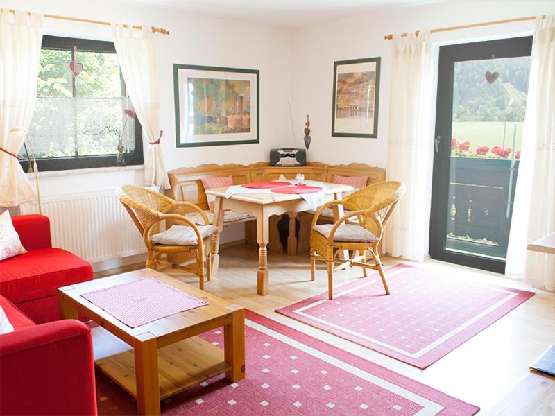 Apartment with Mountain View photo 3