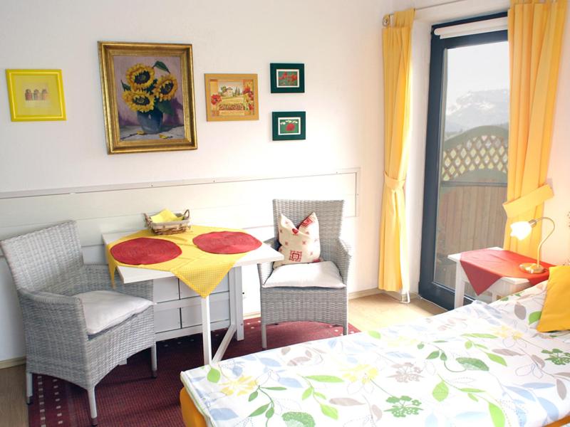 Apartment with Balcony photo 2