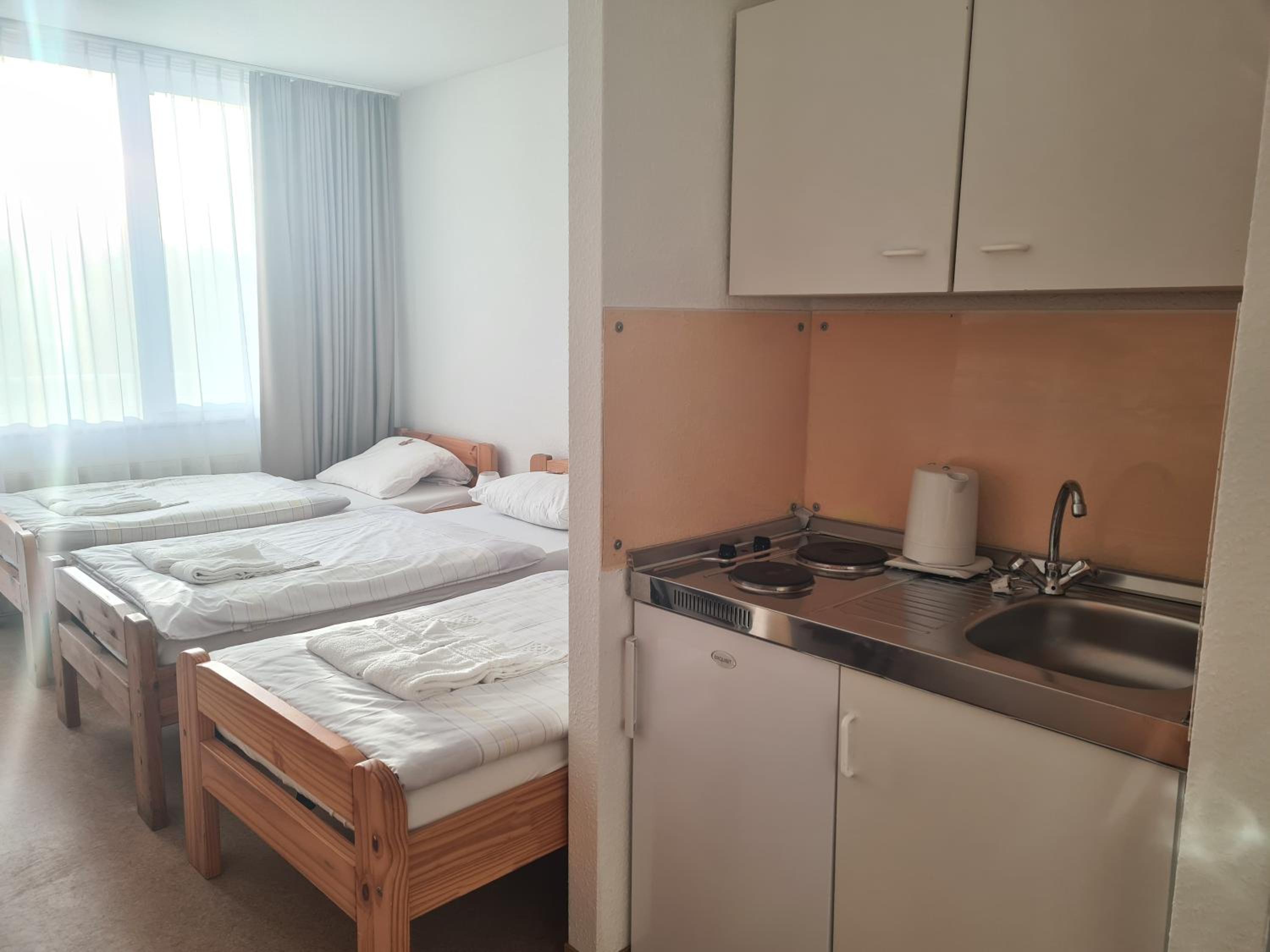 Triple Room - Photo 2