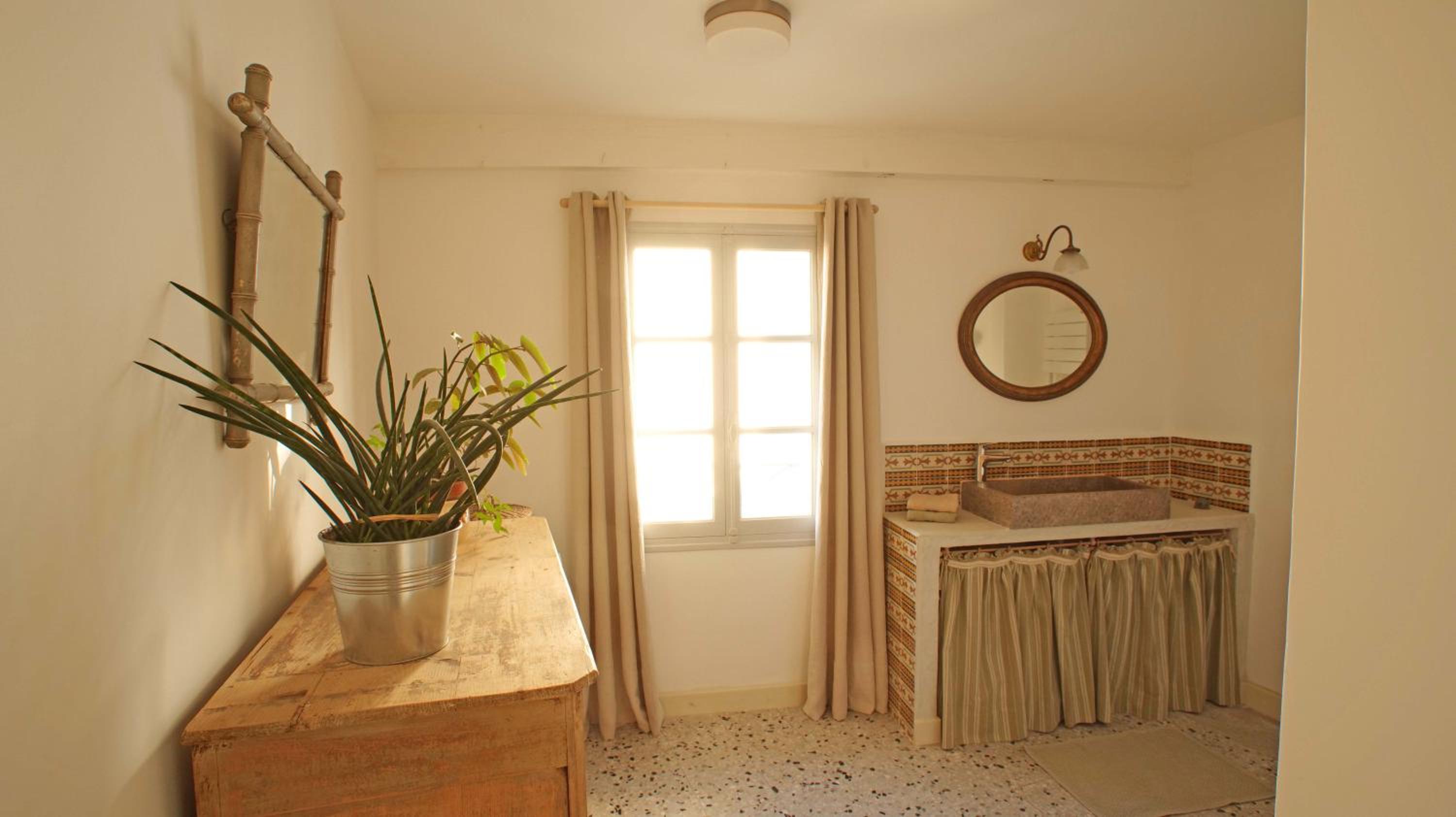 Apartment - Photo 4