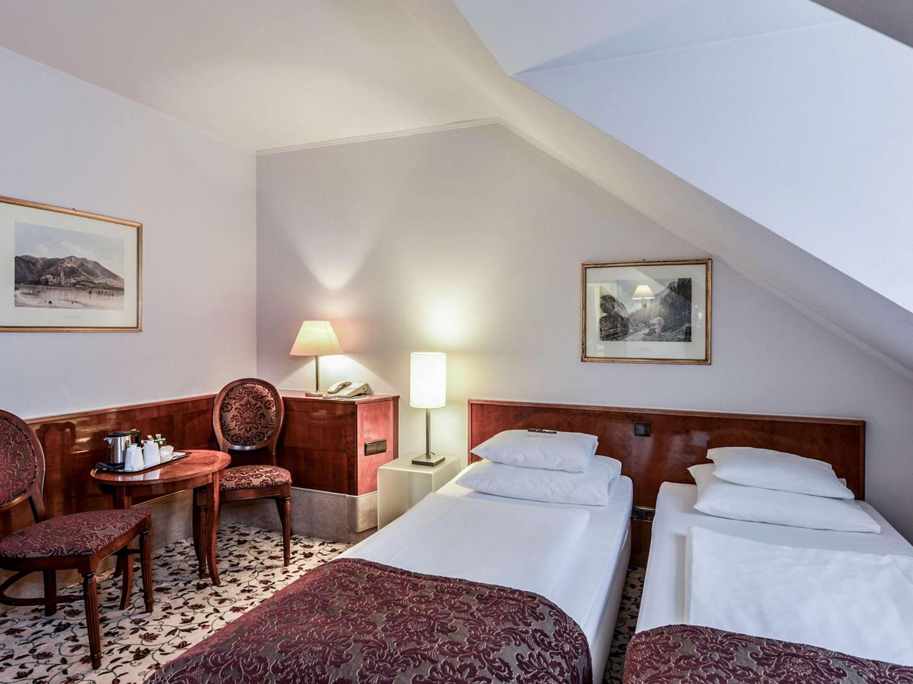 Standard Twin Room photo 3