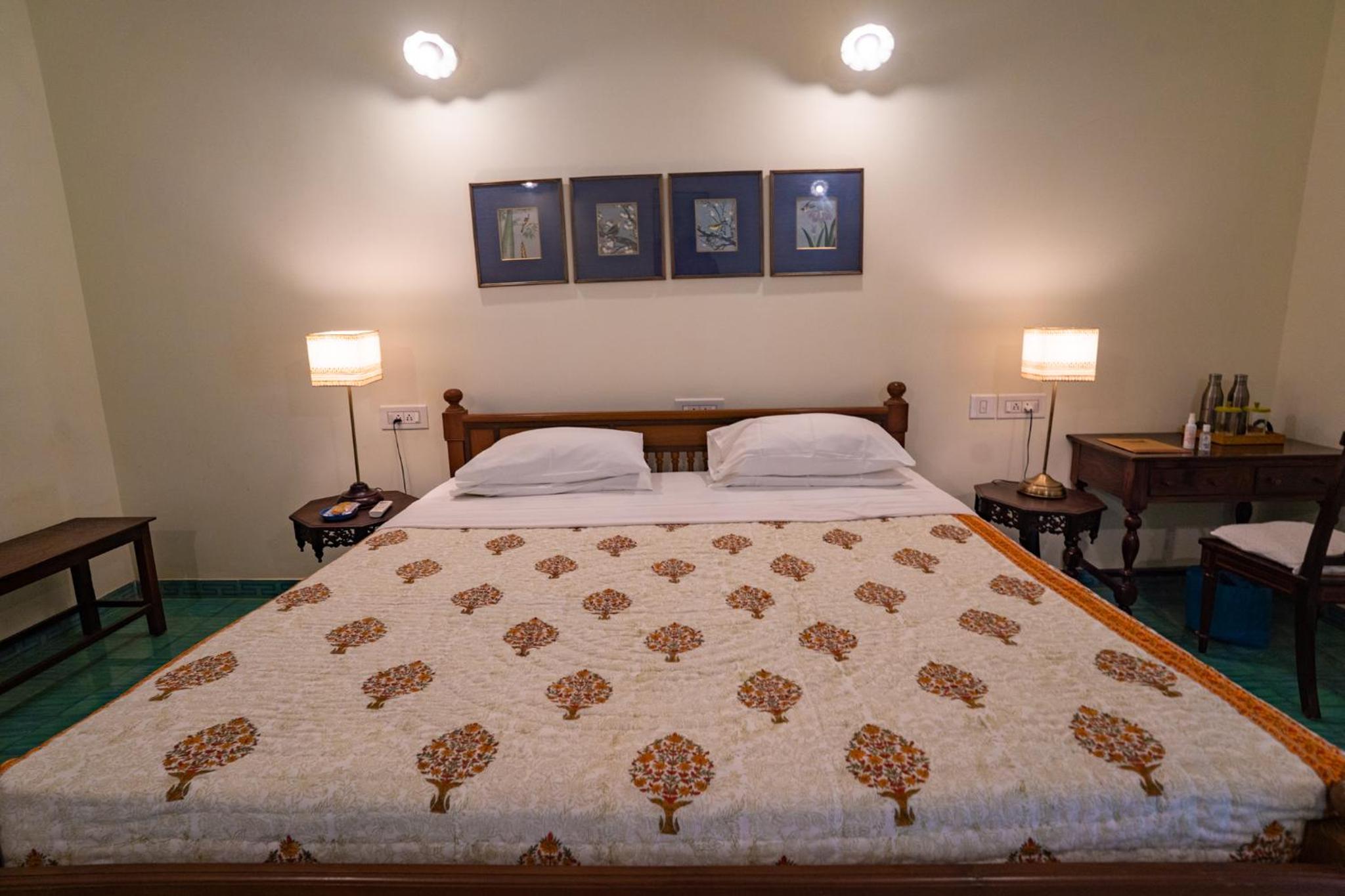 Deluxe Queen Room - Photo 3