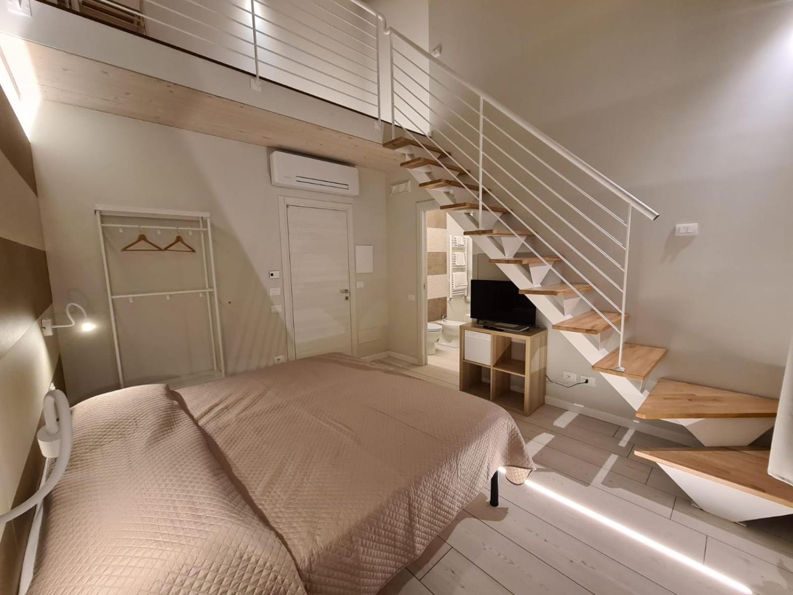 Double Room with Private Bathroom photo 3