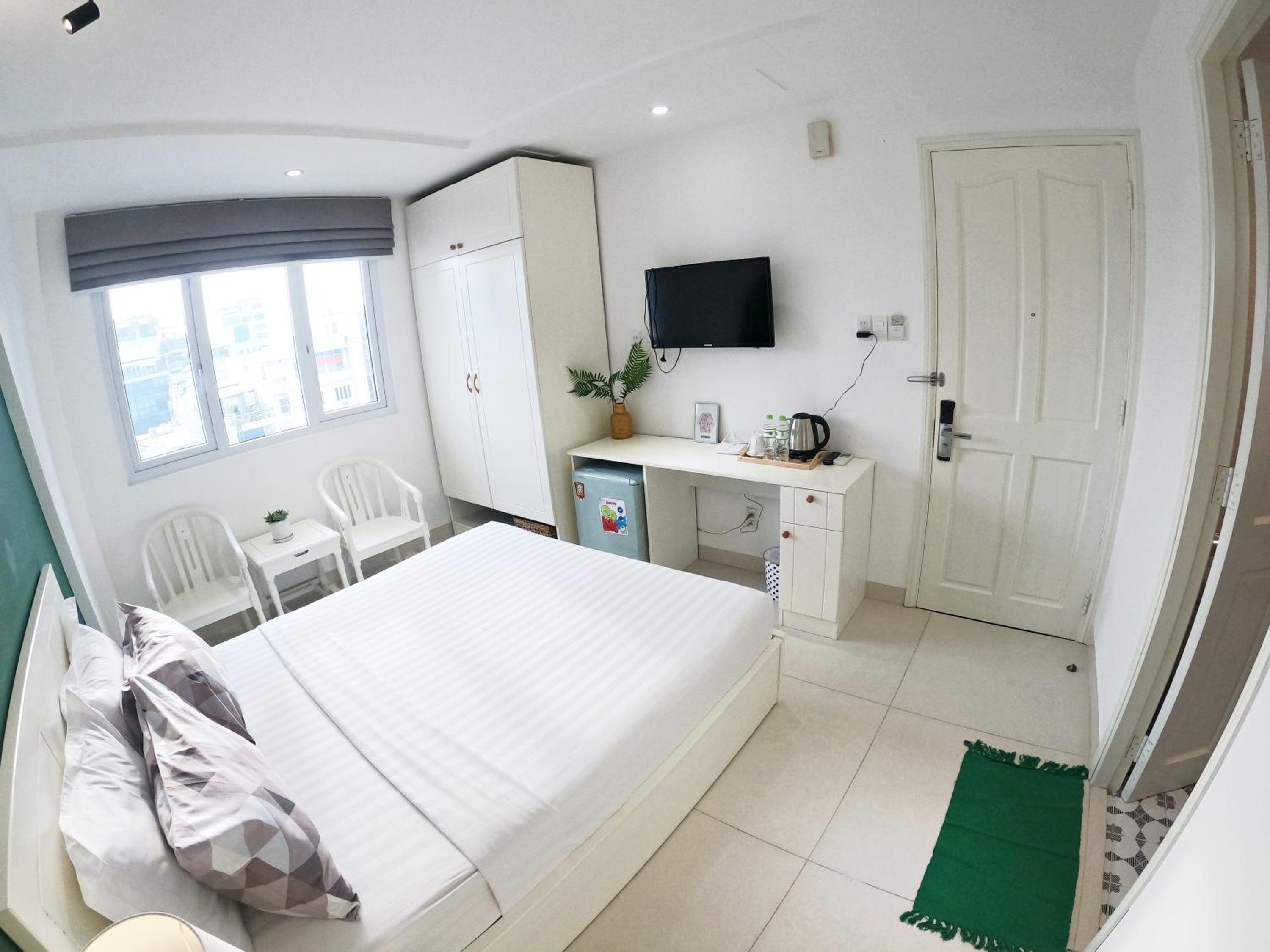Superior Double Room With Window photo 3