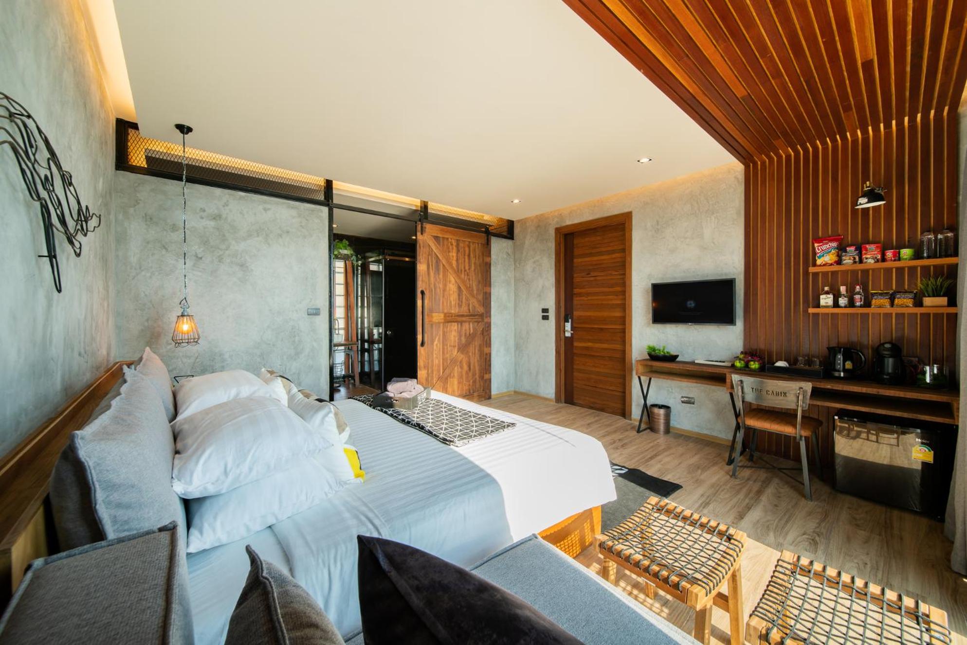Deluxe Double Room with Sea View photo 3