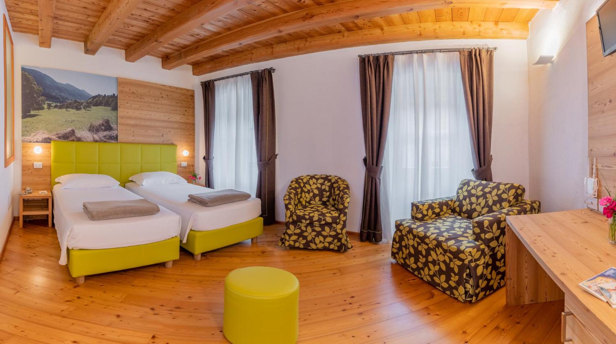 Deluxe Double or Twin Room with Spa Bath photo 1