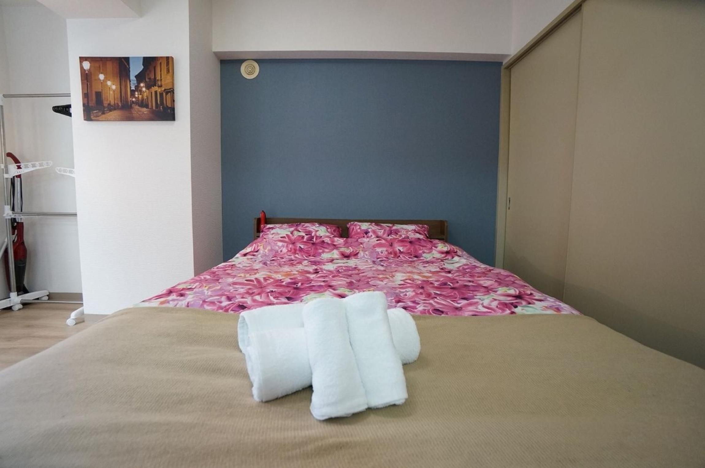 One-Bedroom Apartment - Photo 4