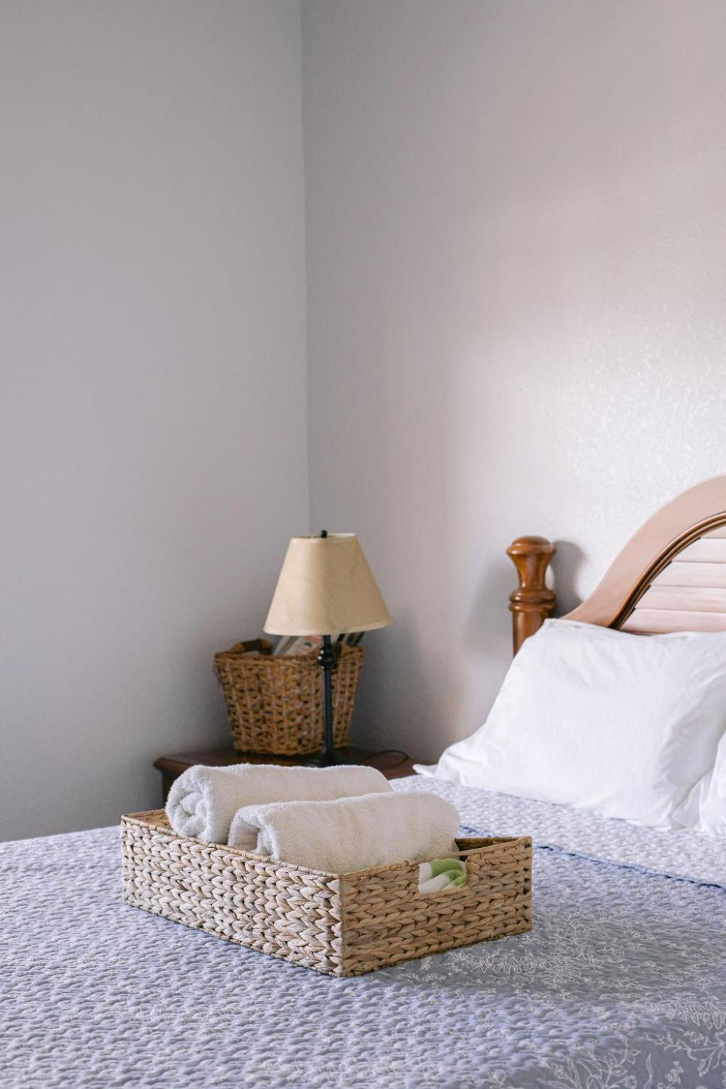 Three-Bedroom Apartment - Photo 19