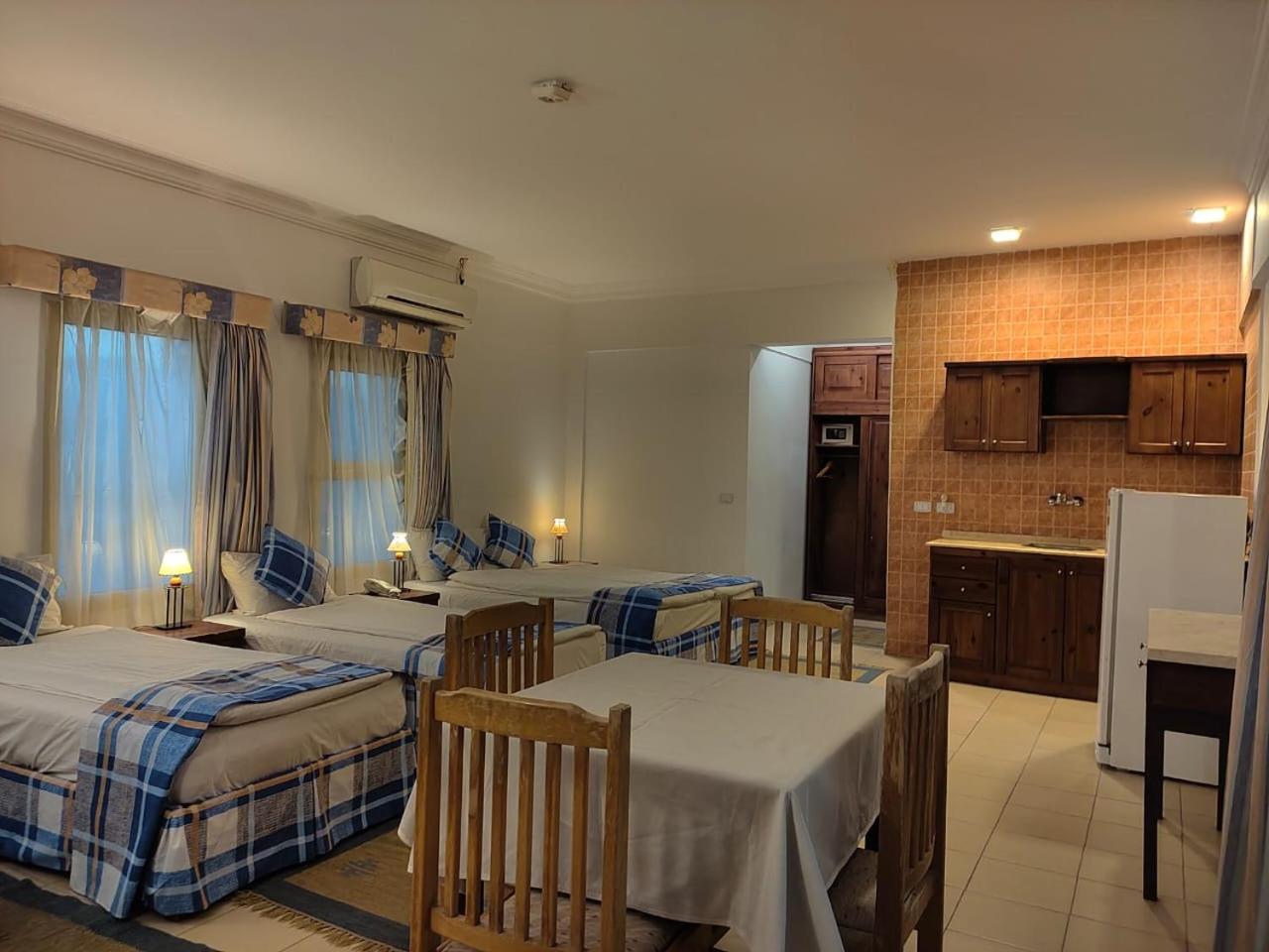 Comfort Quadruple Room - Photo 2