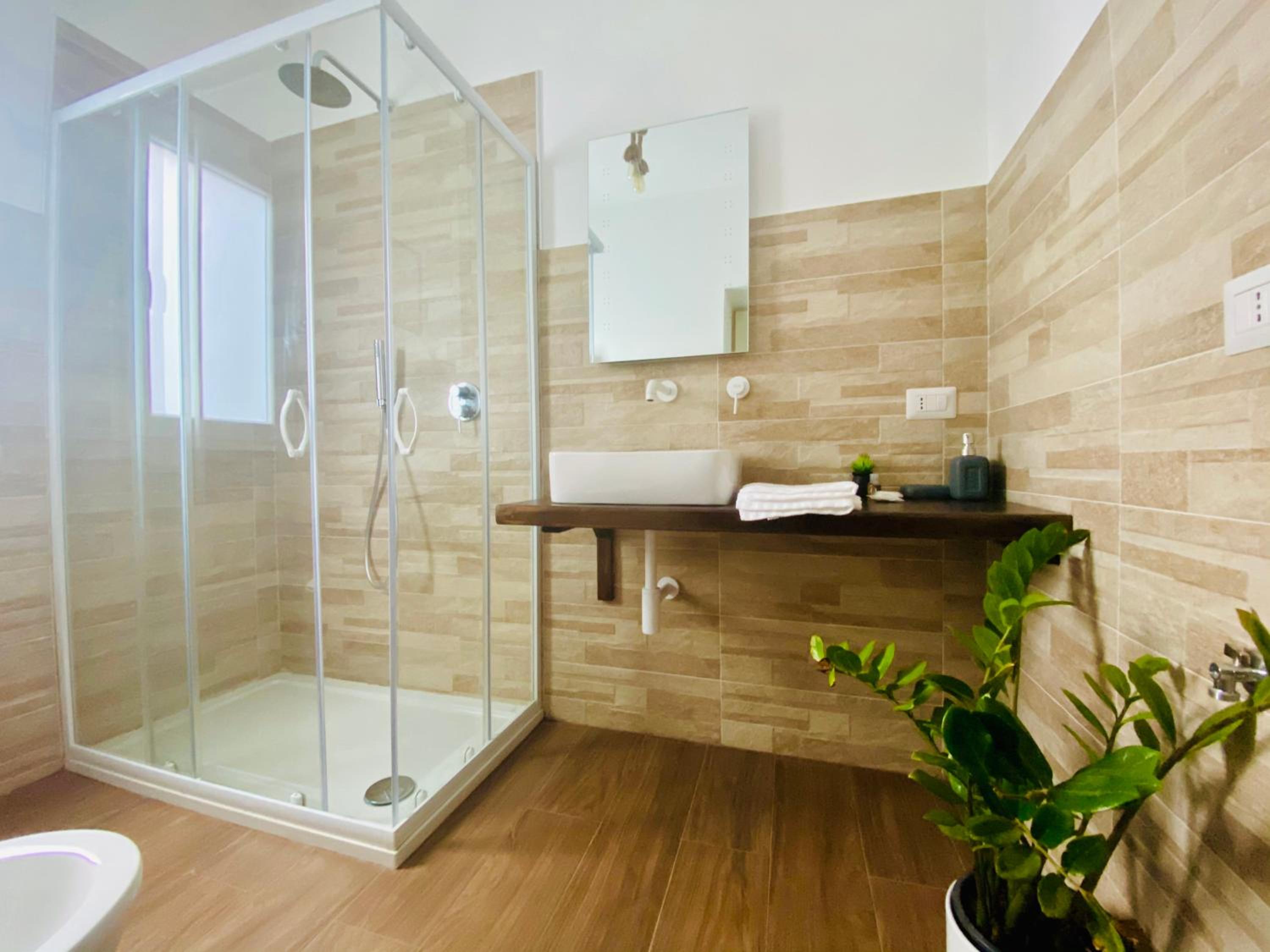 Standard Double Room - Photo 6