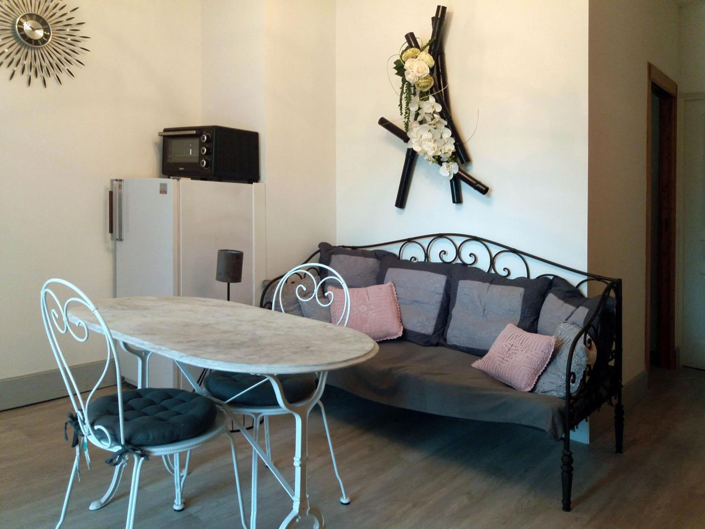 Double Room with Patio photo 3