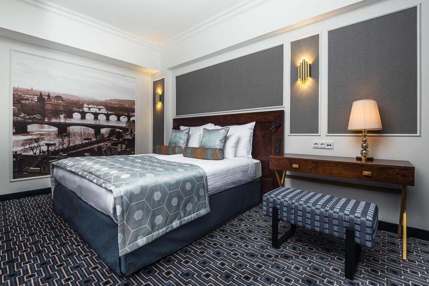 Executive King Room