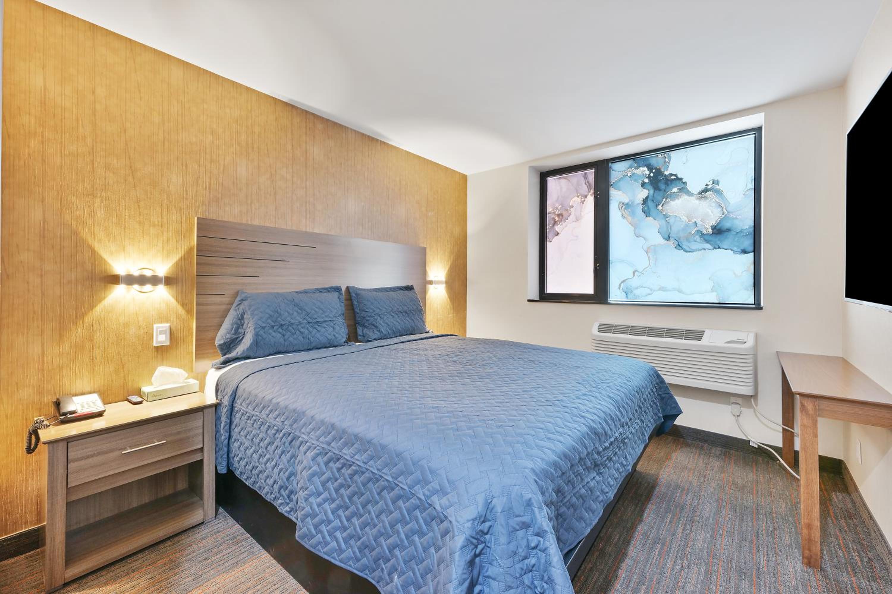 Deluxe King Room - Photo 5