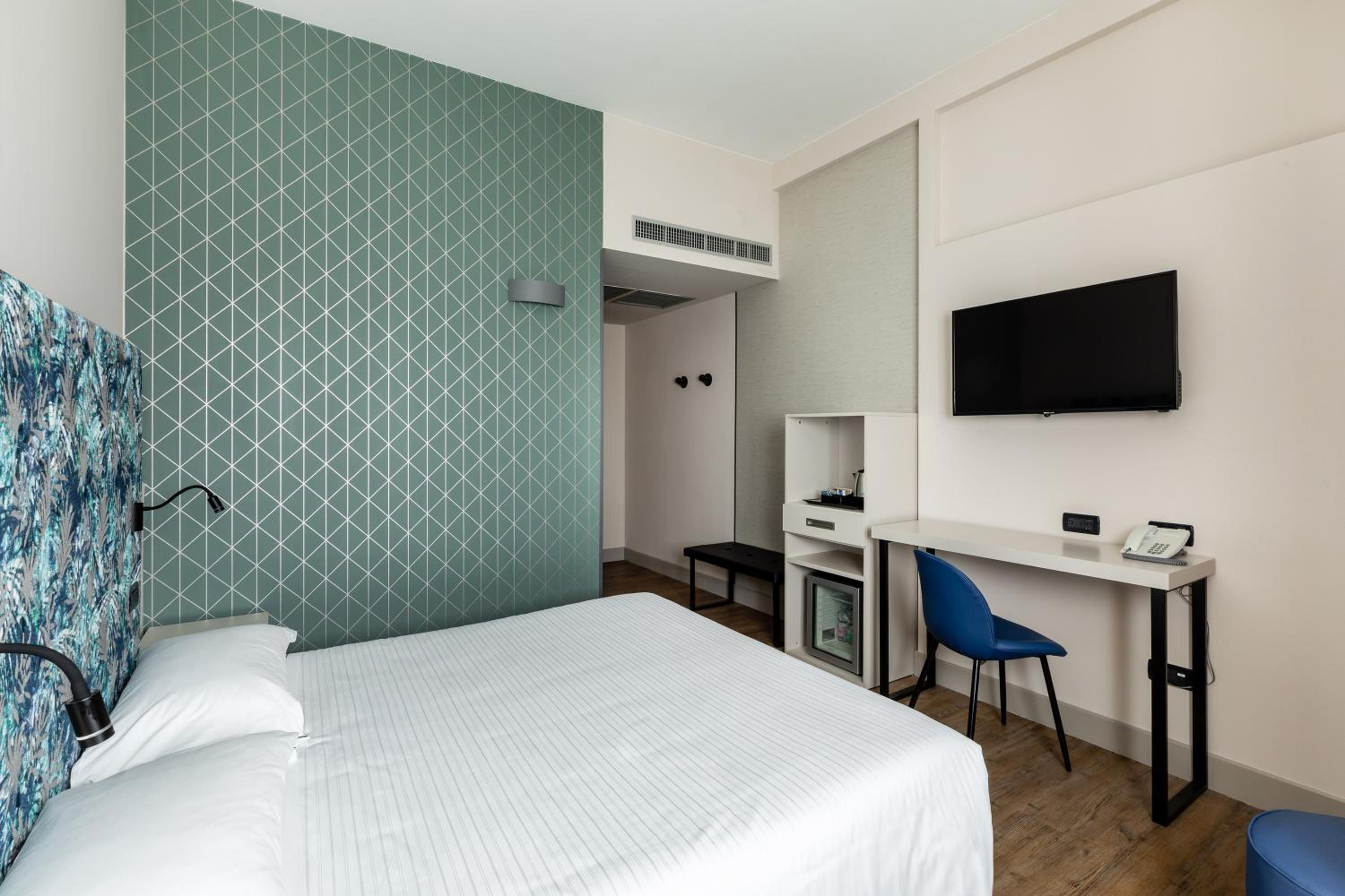 Executive Double Room - Photo 5