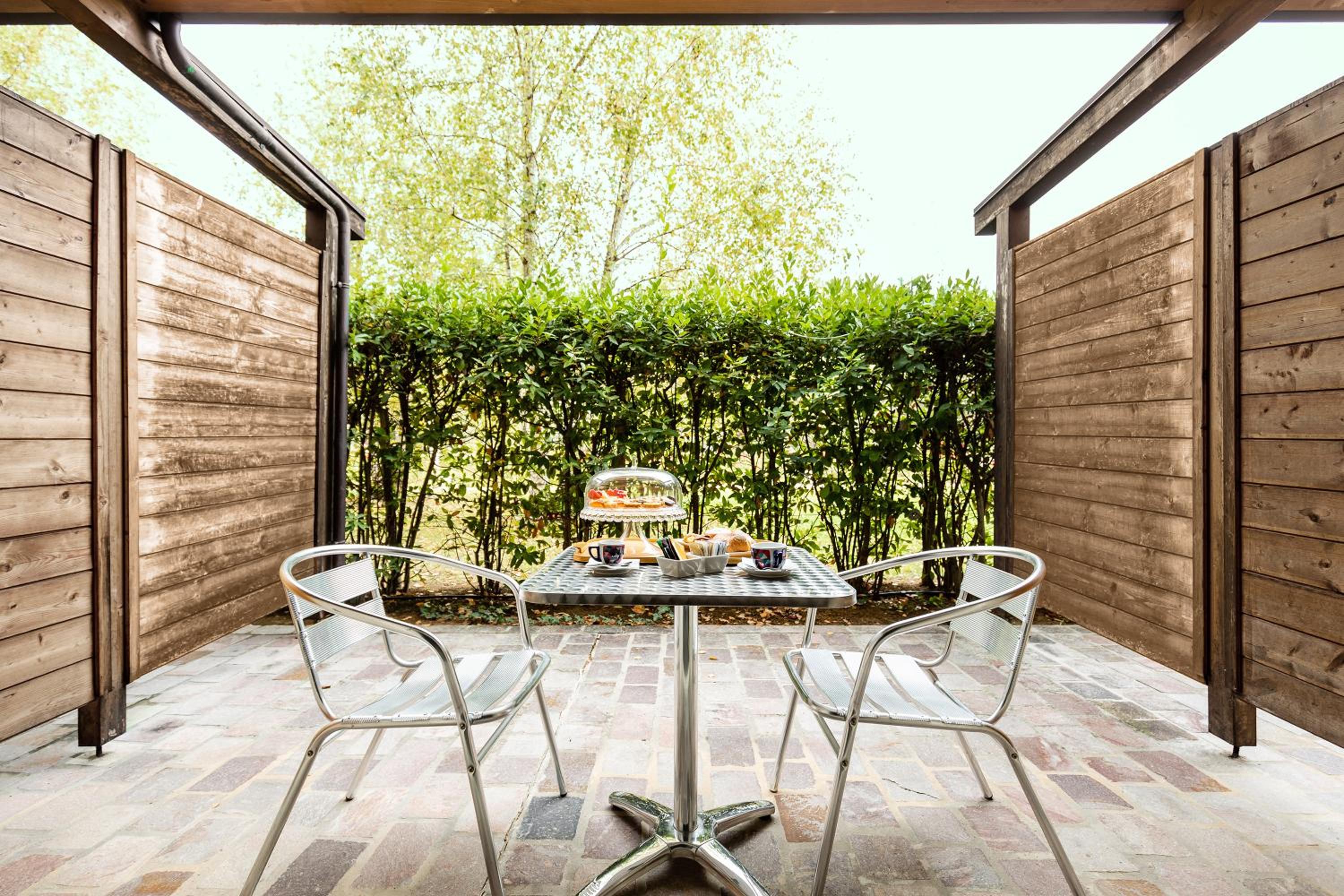 Double Room with Garden - Photo 5