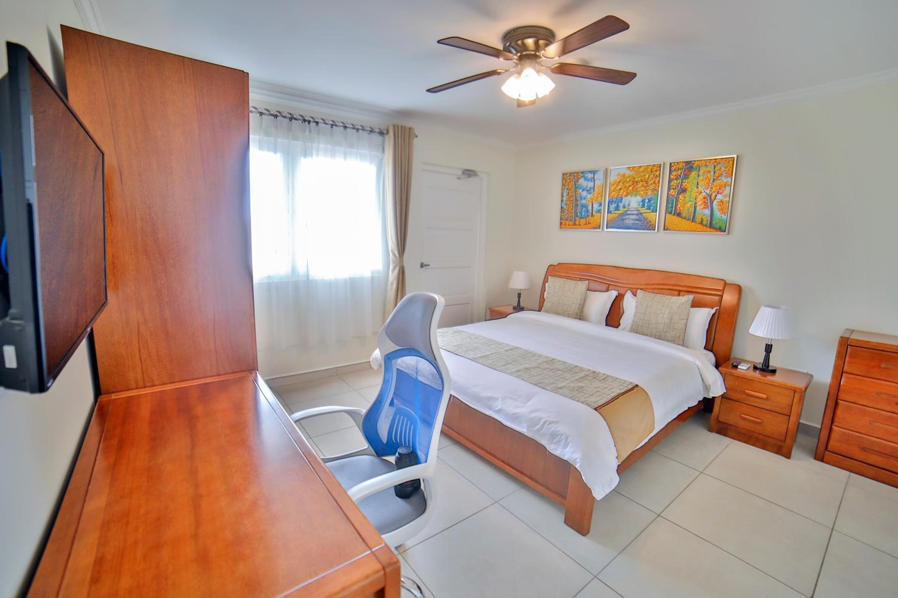 Two-Bedroom Apartment with Balcony photo 1