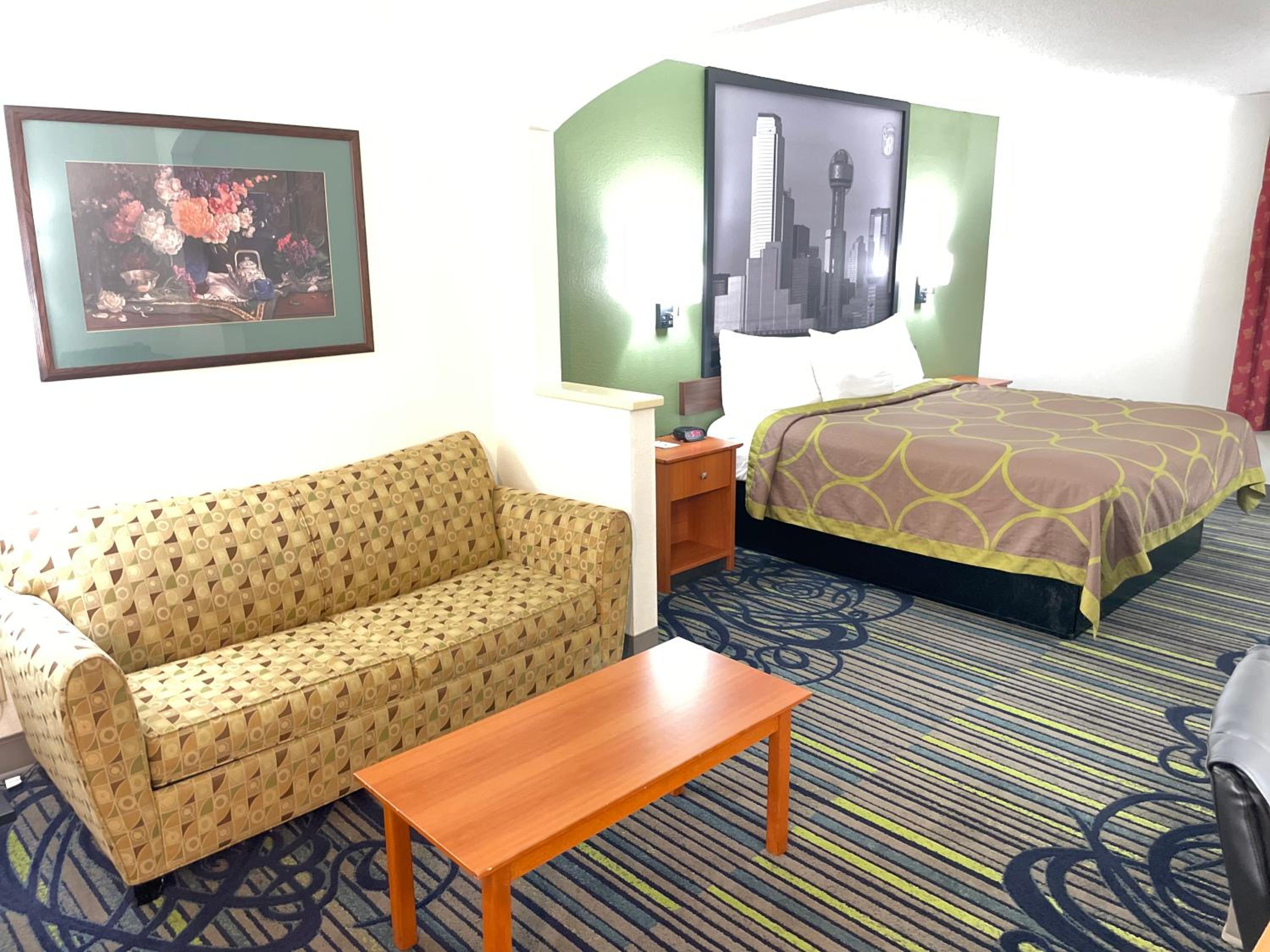 King Studio Suite - Non-Smoking - Photo 2