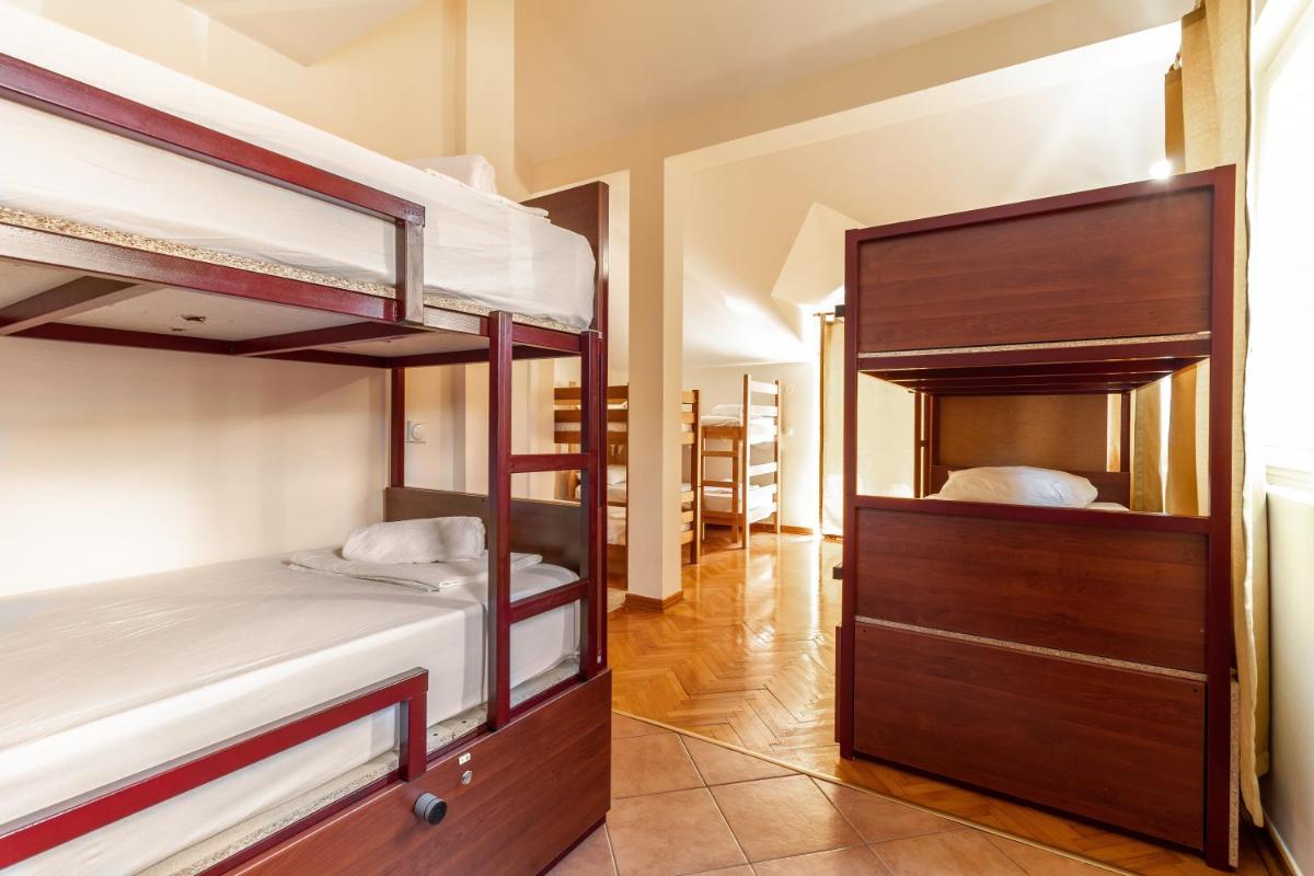 Mixed Dormitory Room photo 2