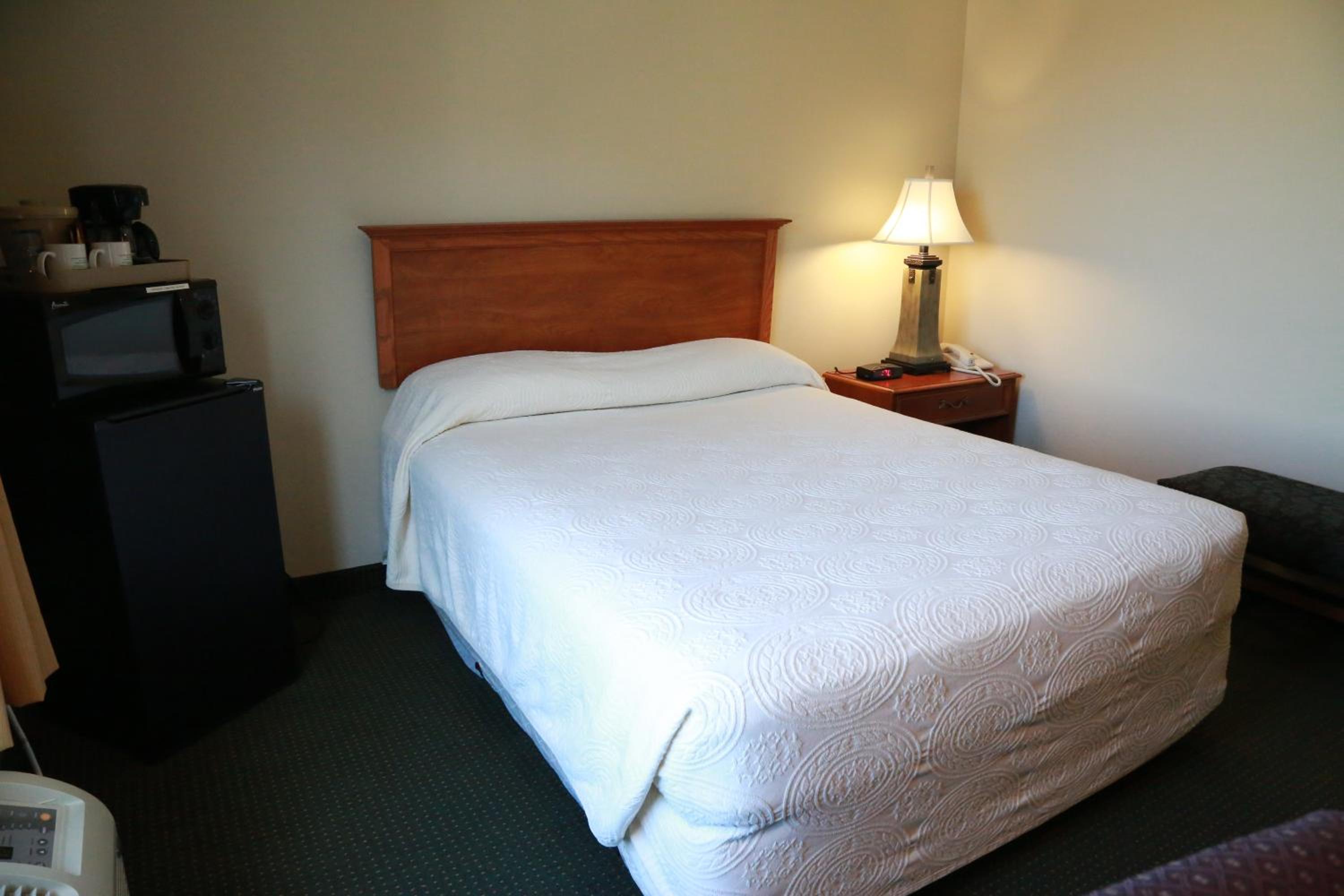Standard Queen Room - Photo 2