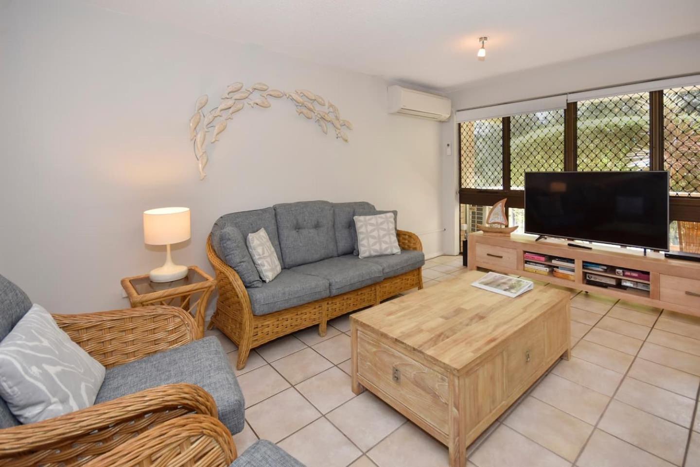 Apartment - Ground Floor photo 2