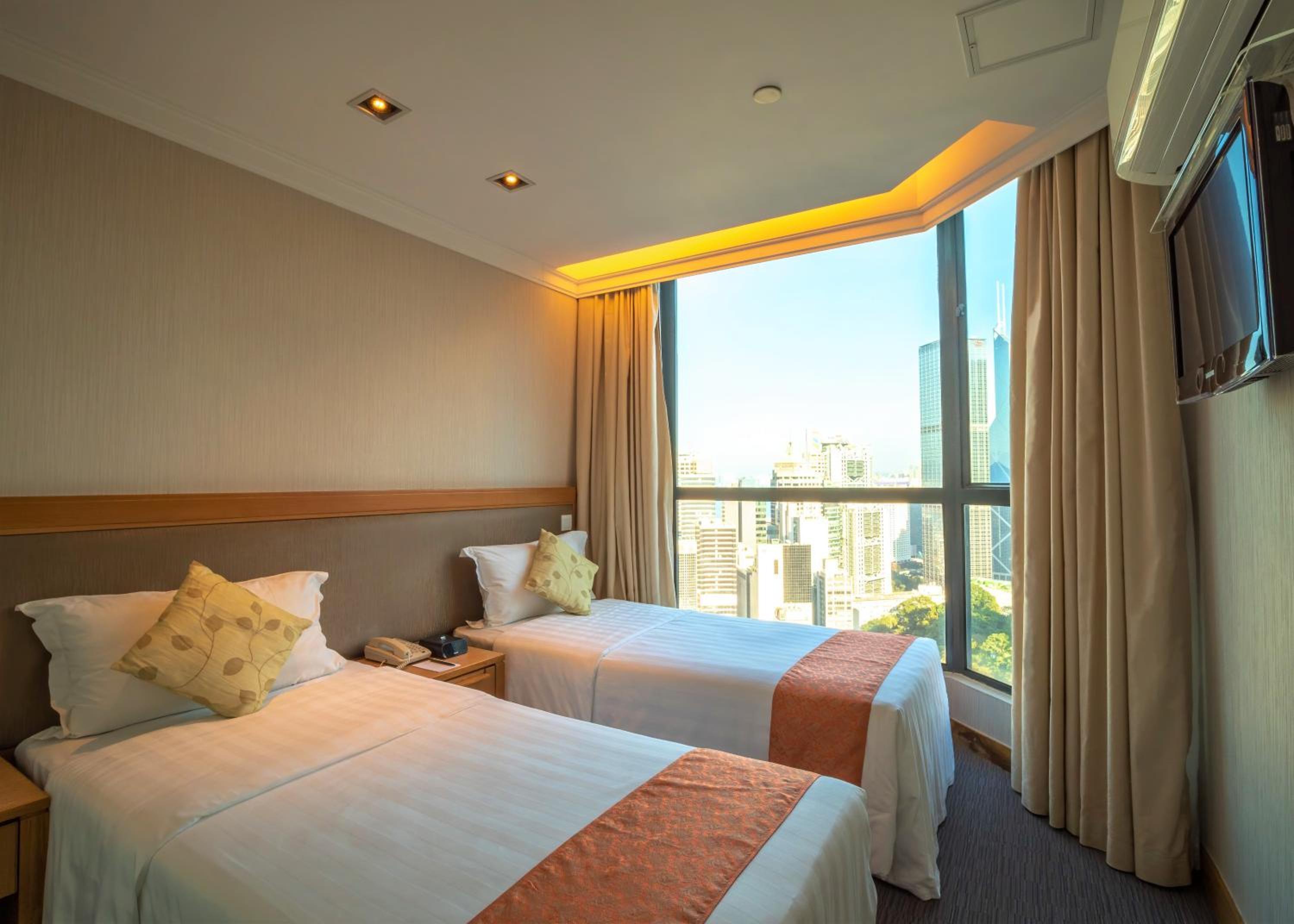 Deluxe Suite photo 3