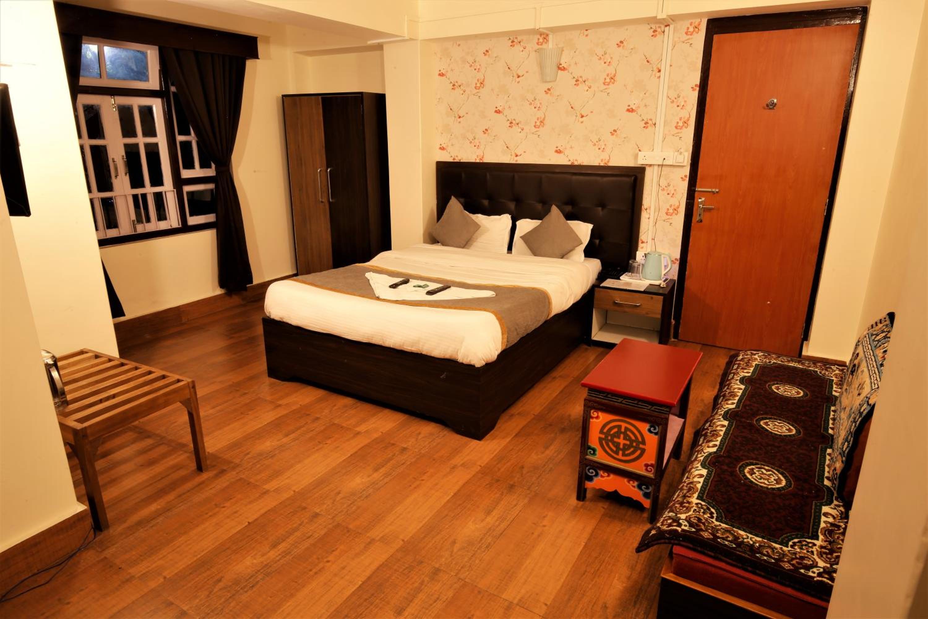 Deluxe Room - Photo 1