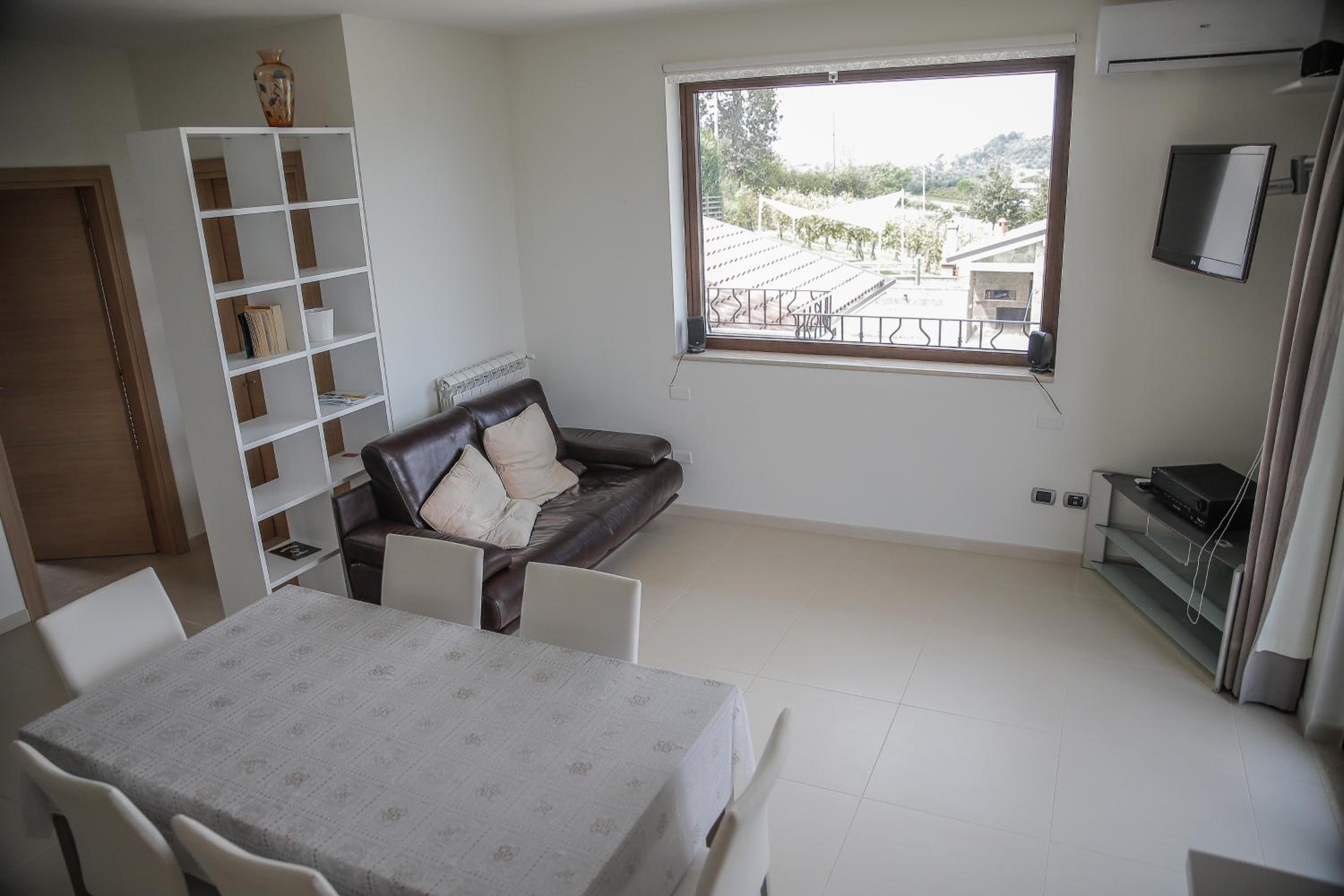 Deluxe Apartment