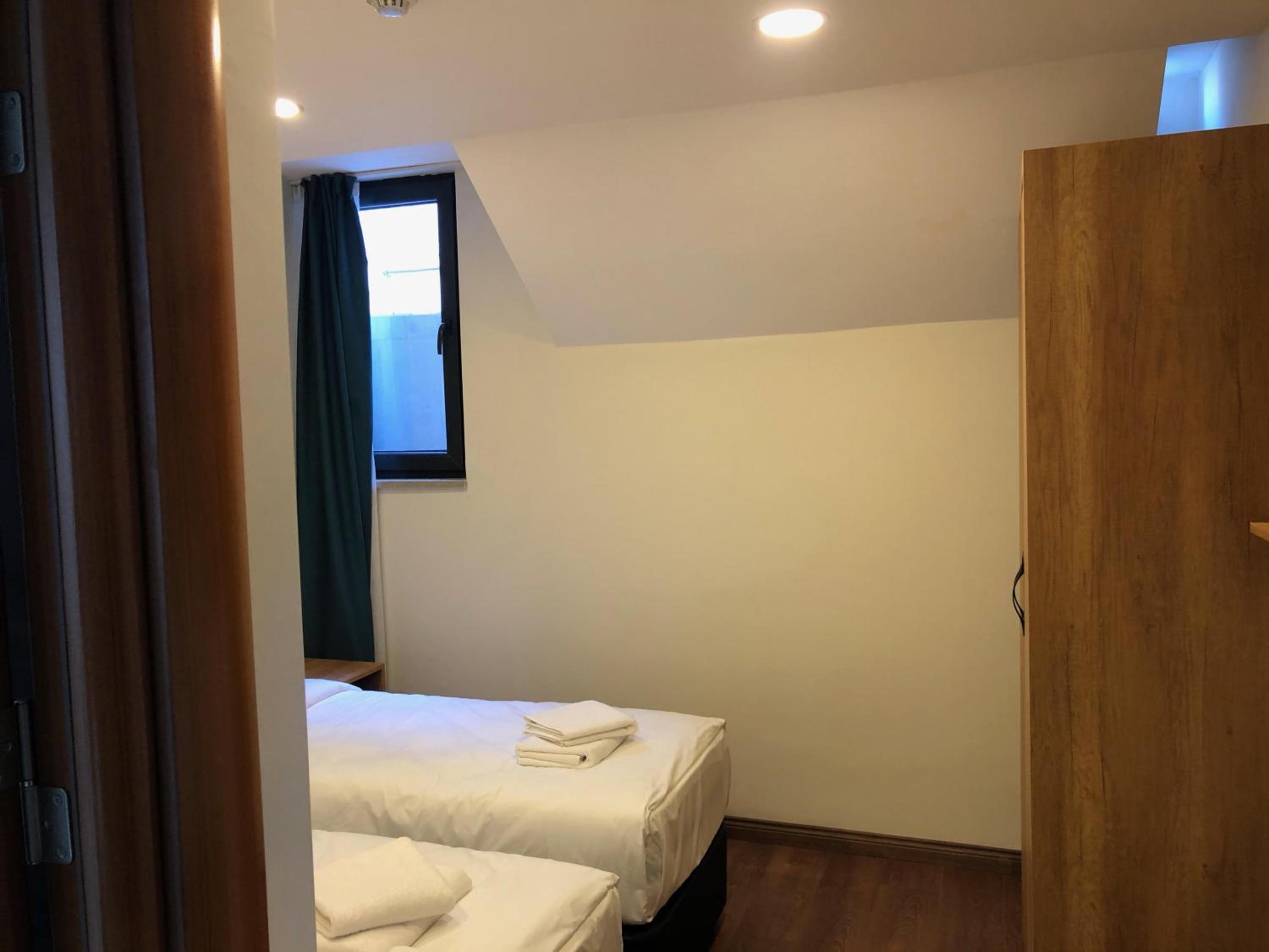 Twin Room (Basement Floor) photo 3