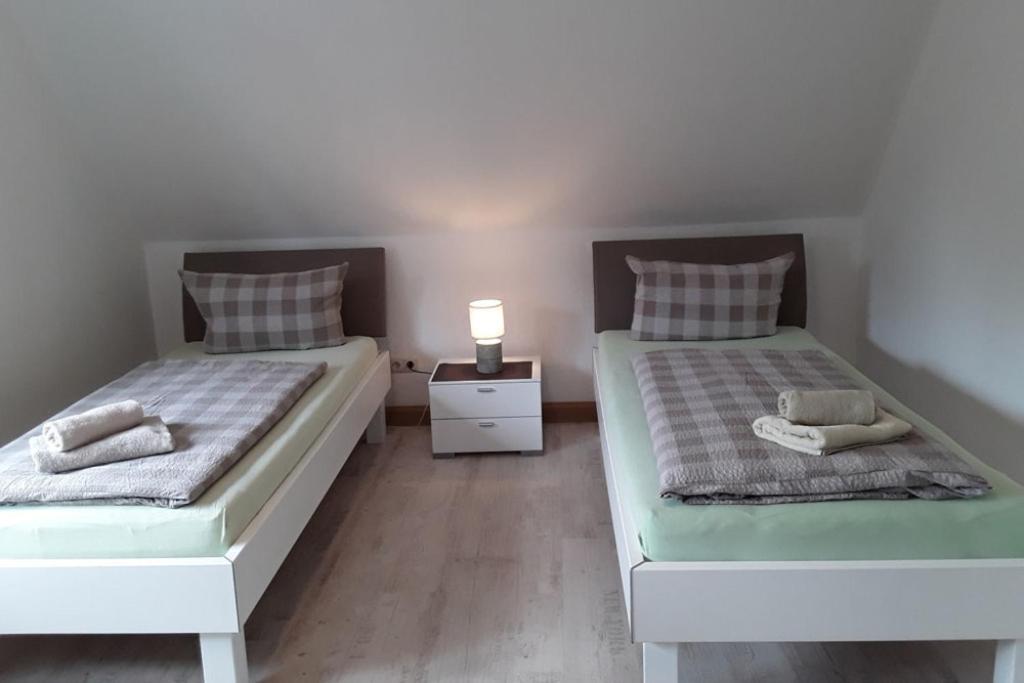 Double Room with Shared Bathroom photo 3