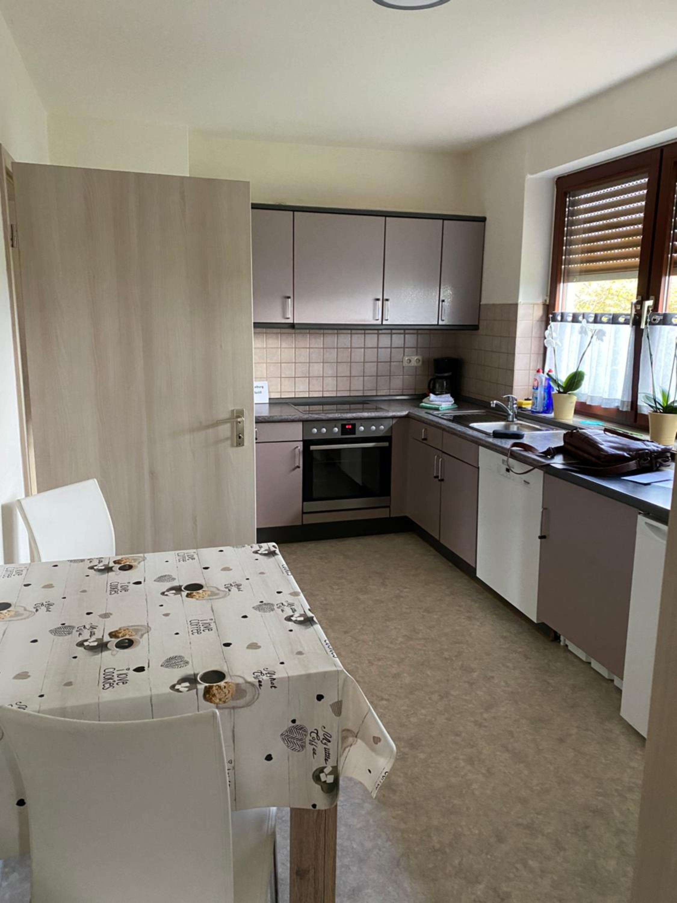 Triple Room with Shared Bathroom photo 3