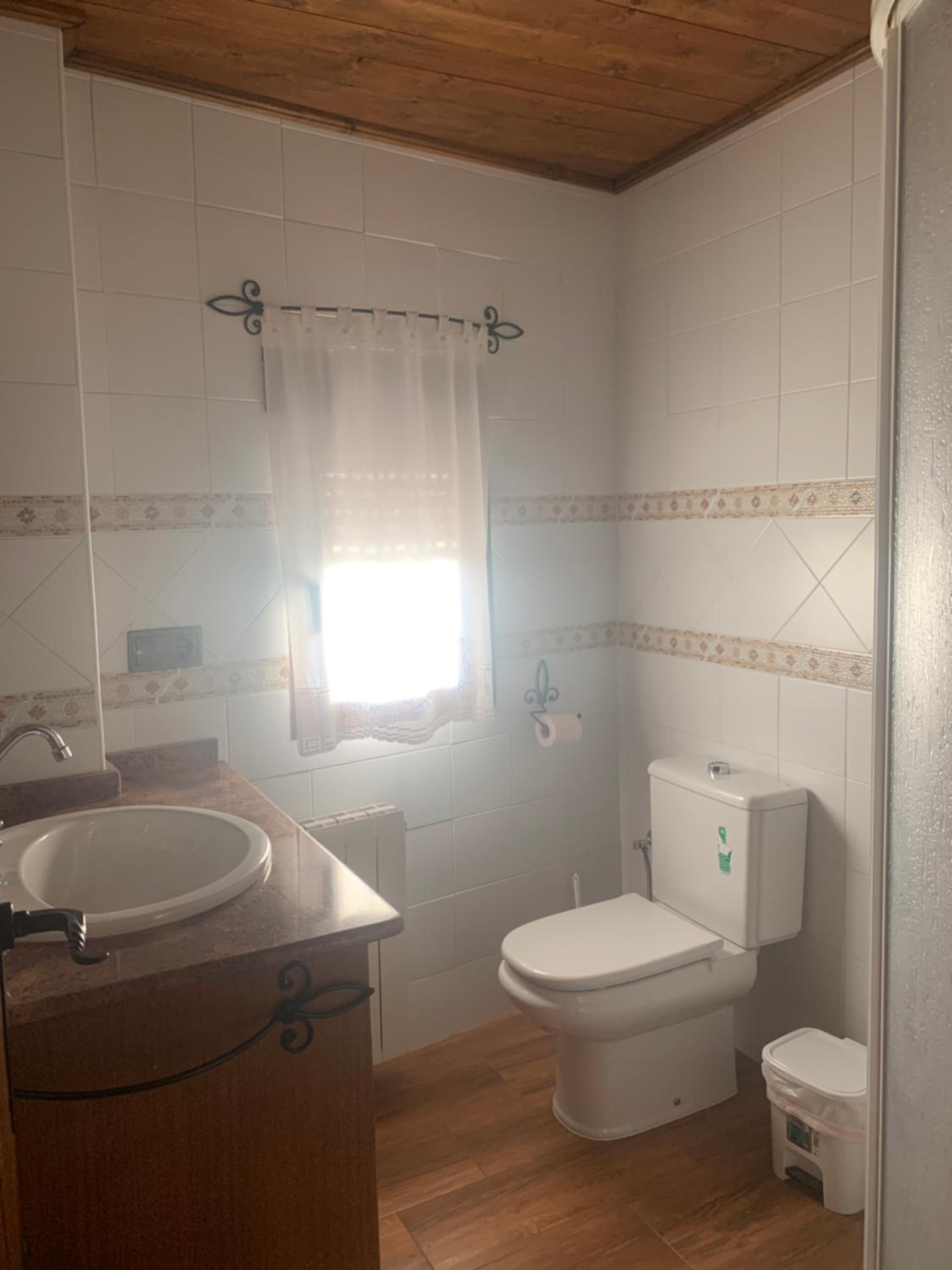 One-Bedroom Apartment - Photo 15